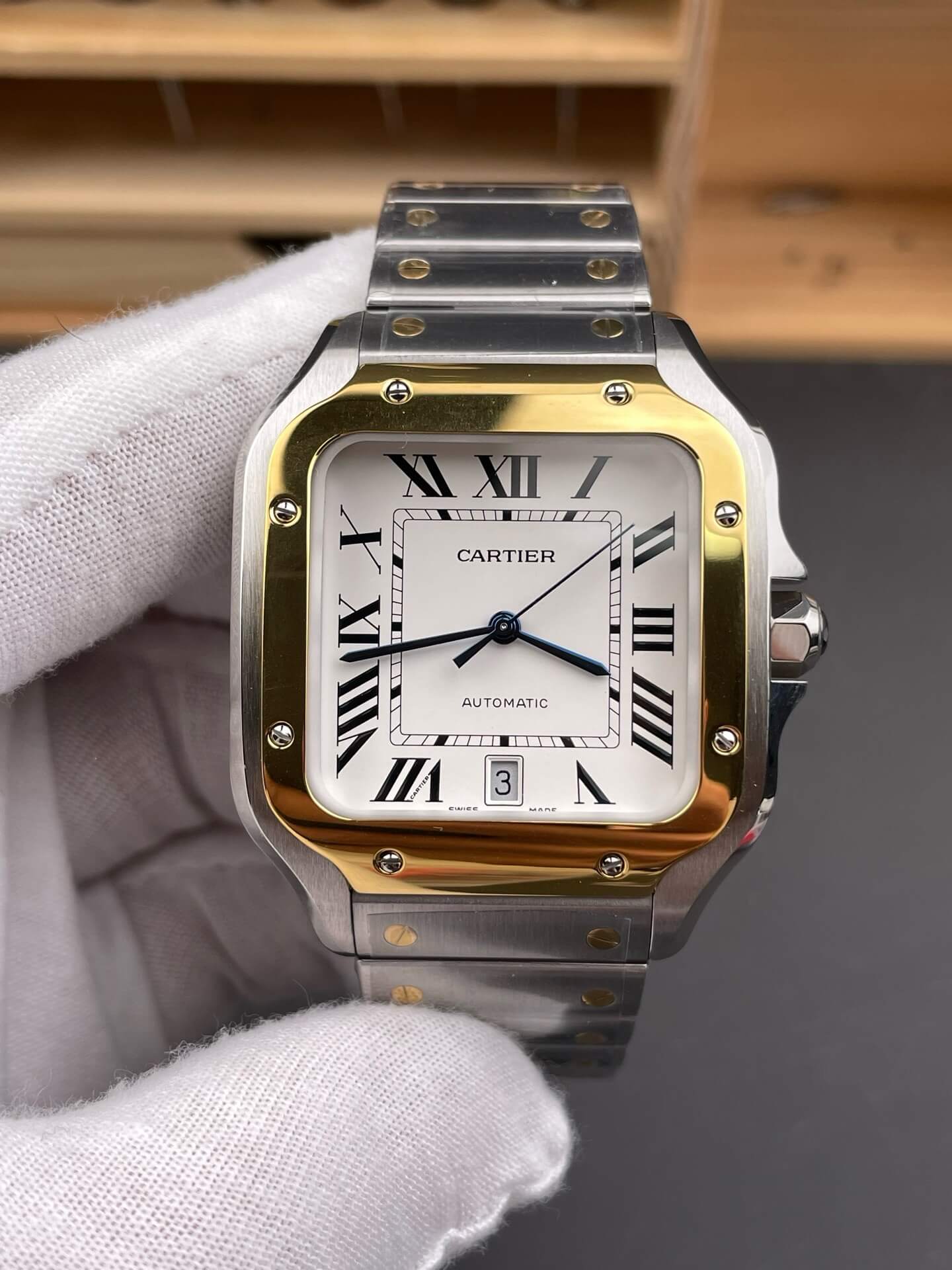 Cartier Replica Santos Super Clone Watch W2SA0009 Cartier Replica Santos Super Clone Watch W2SA0009