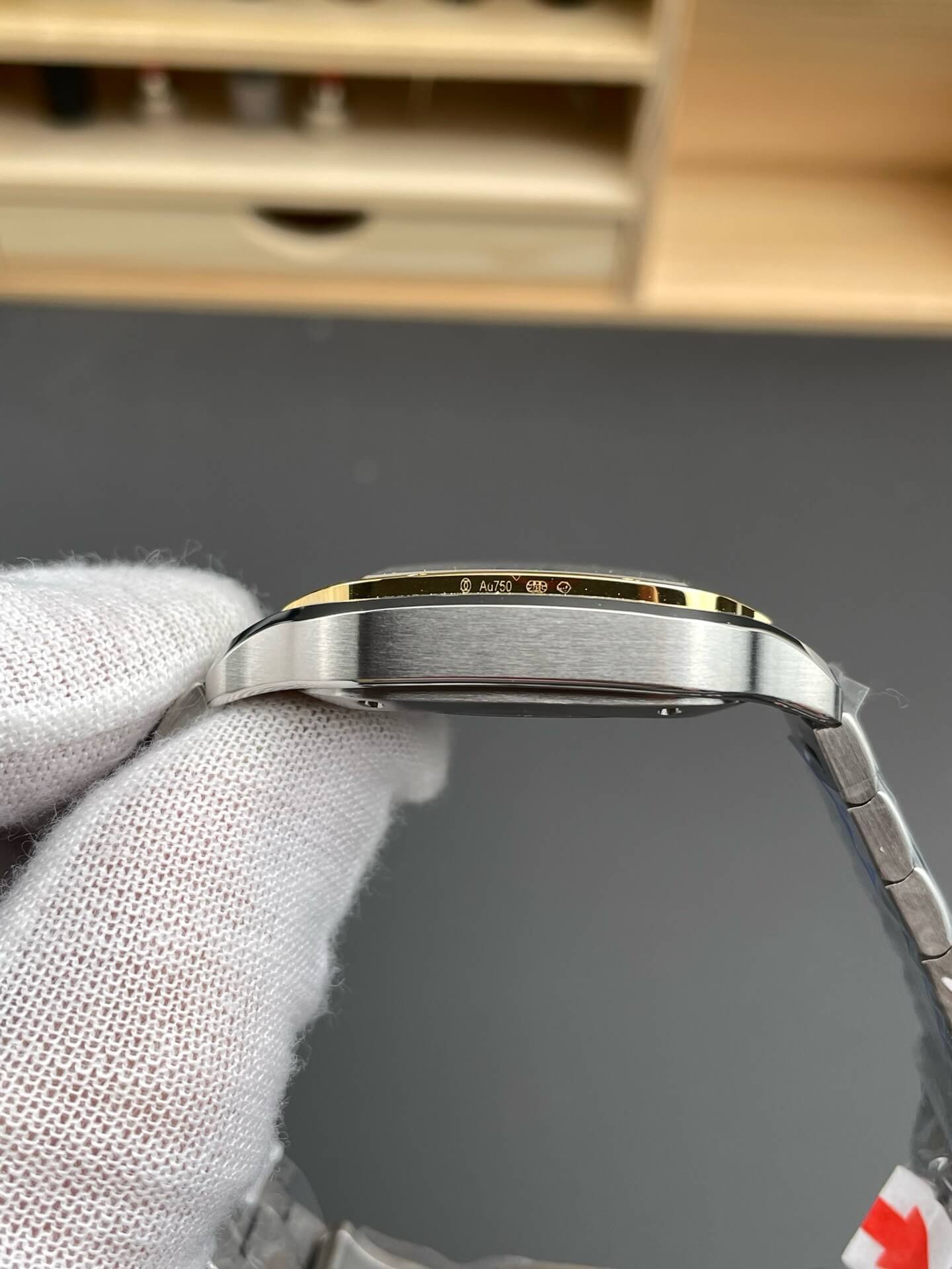 Cartier Replica Santos Super Clone Watch W2SA0016 Cartier Replica Santos Super Clone Watch W2SA0016
