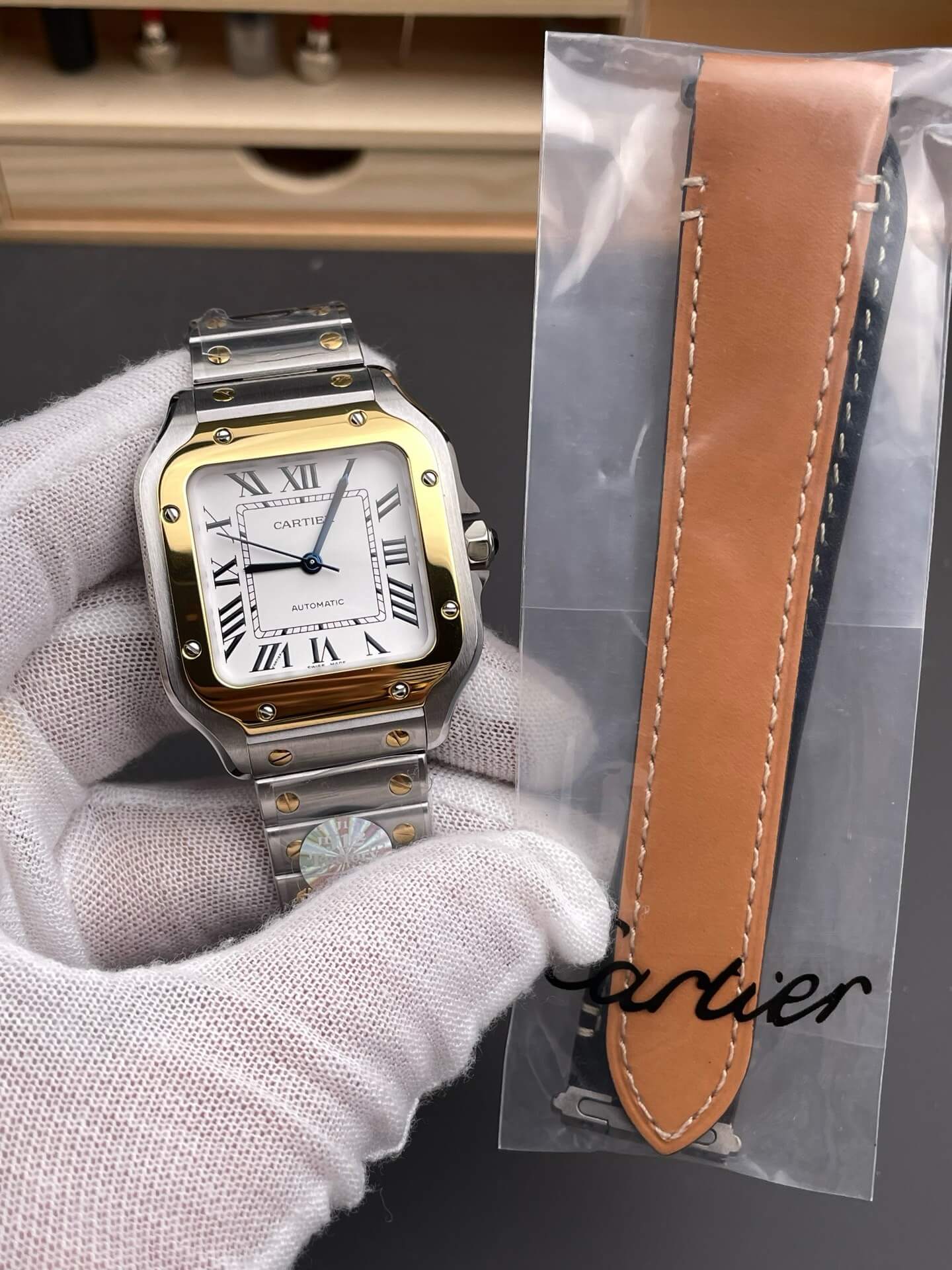 Cartier Replica Santos Super Clone Watch W2SA0016 Cartier Replica Santos Super Clone Watch W2SA0016