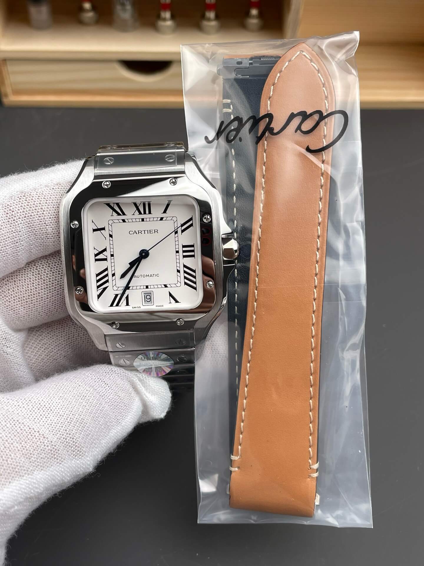 Cartier Replica Santos Super Clone Watch WSSA0018 Cartier Replica Santos Super Clone Watch WSSA0018