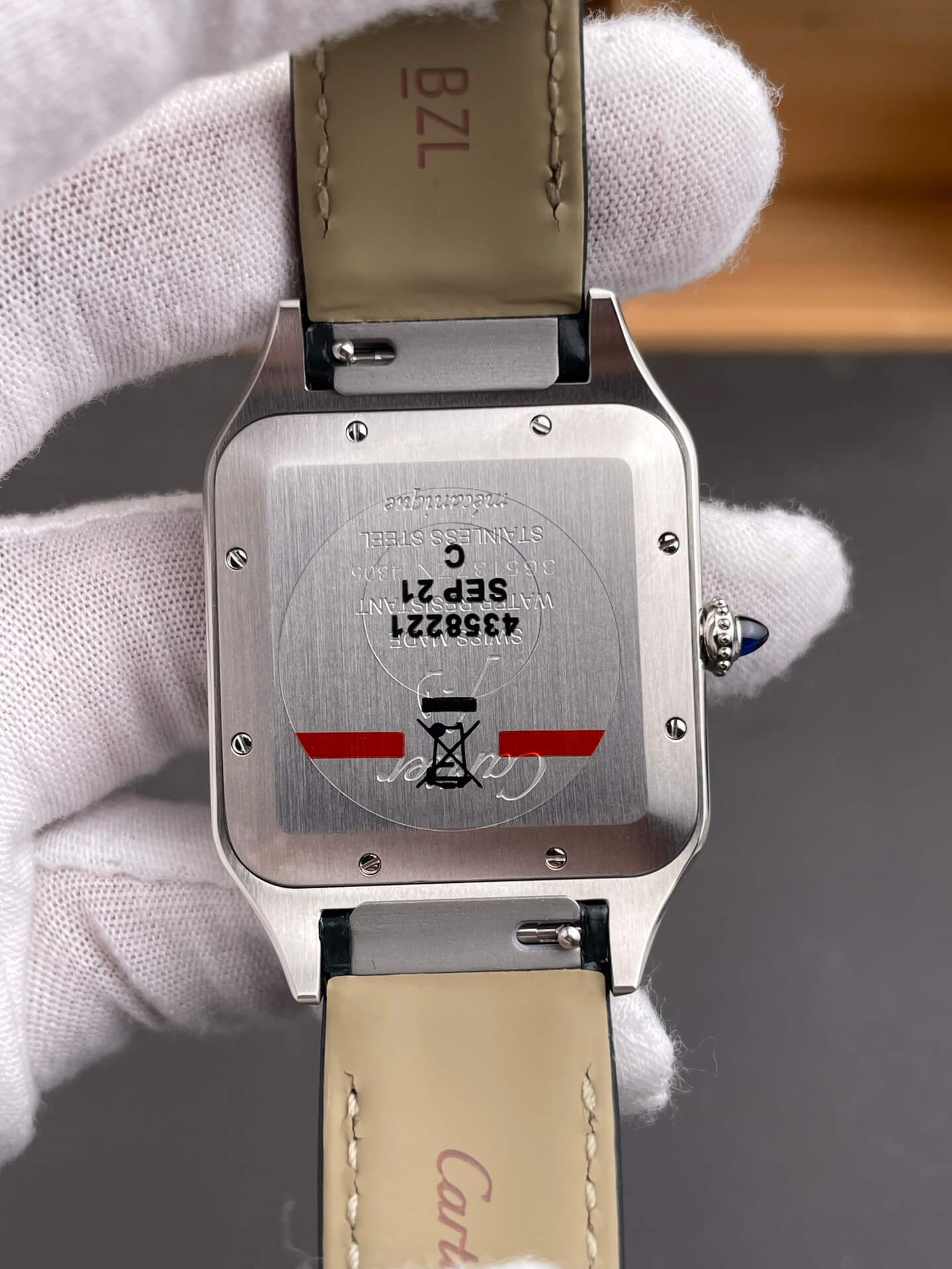 Cartier Replica Santos-Dumont Super Clone Watch WSSA0032