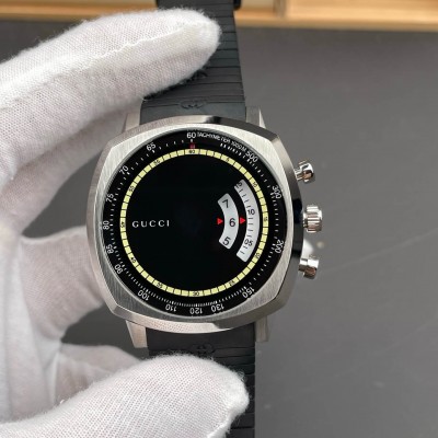 Gucci Grip Watch YA157301