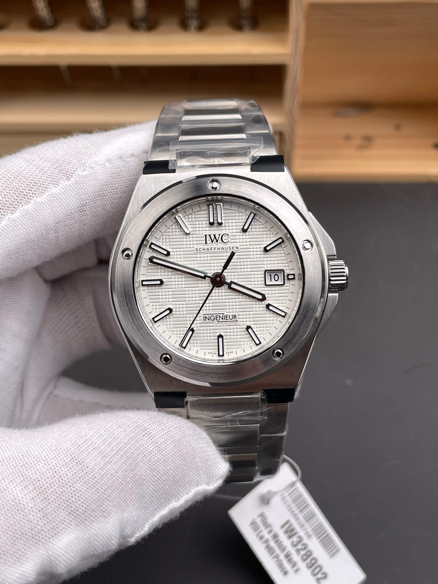 IWC Replica Ingenieur Automatic 40 Super Clone Watch IW328902 IWC Replica Ingenieur Automatic 40 Super Clone Watch IW328902