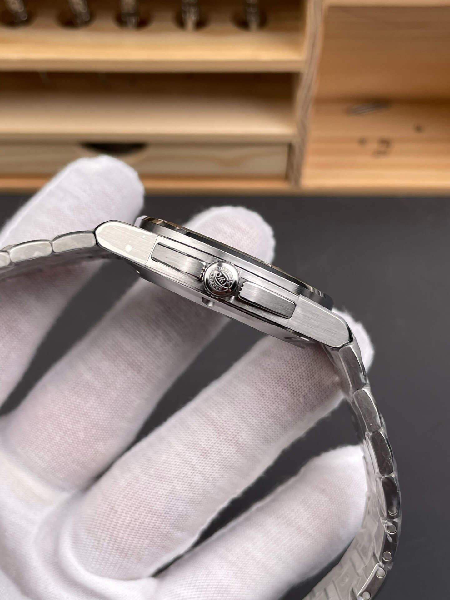 IWC Replica Ingenieur Automatic 40 Super Clone Watch IW328902 IWC Replica Ingenieur Automatic 40 Super Clone Watch IW328902
