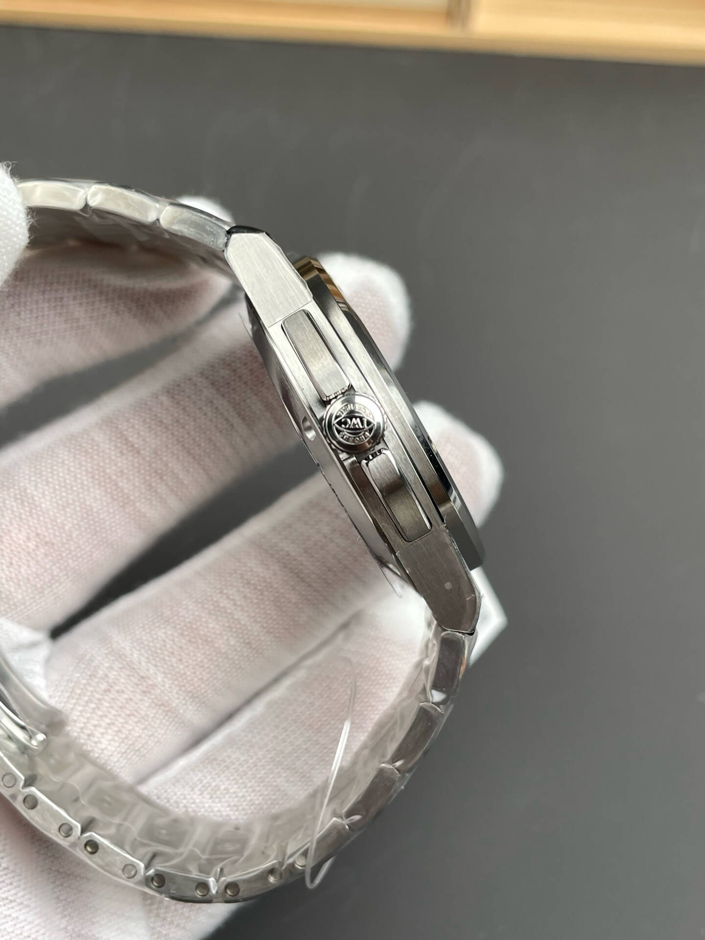 IWC Replica Ingenieur Automatic 40 Super Clone Watch IW328903 IWC Replica Ingenieur Automatic 40 Super Clone Watch IW328903