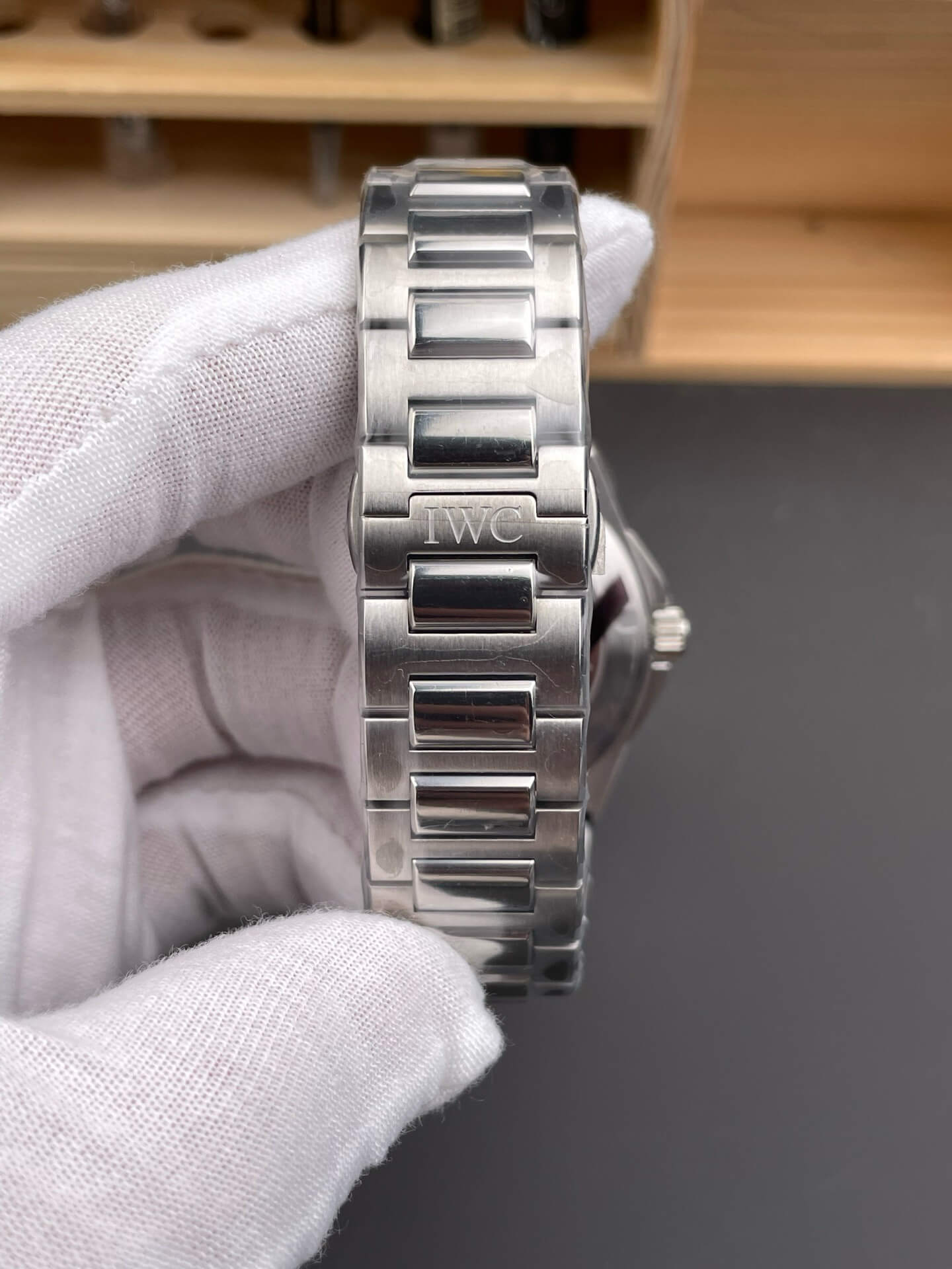 IWC Replica Ingenieur Automatic 40 Super Clone Watch IW328908 IWC Replica Ingenieur Automatic 40 Super Clone Watch IW328908