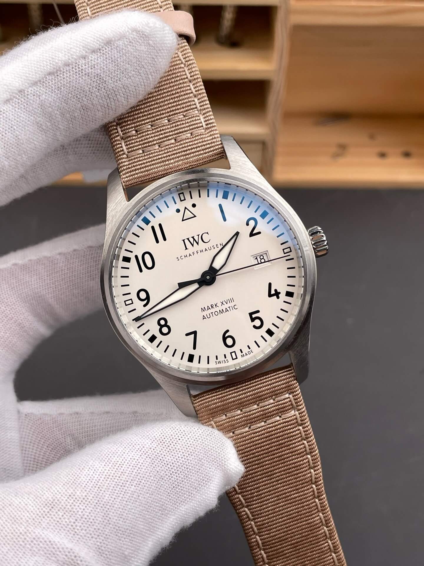 IWC Replica Pilot Mark XVIII Super Clone Watch IW327017 IWC Replica Pilot Mark XVIII Super Clone Watch IW327017