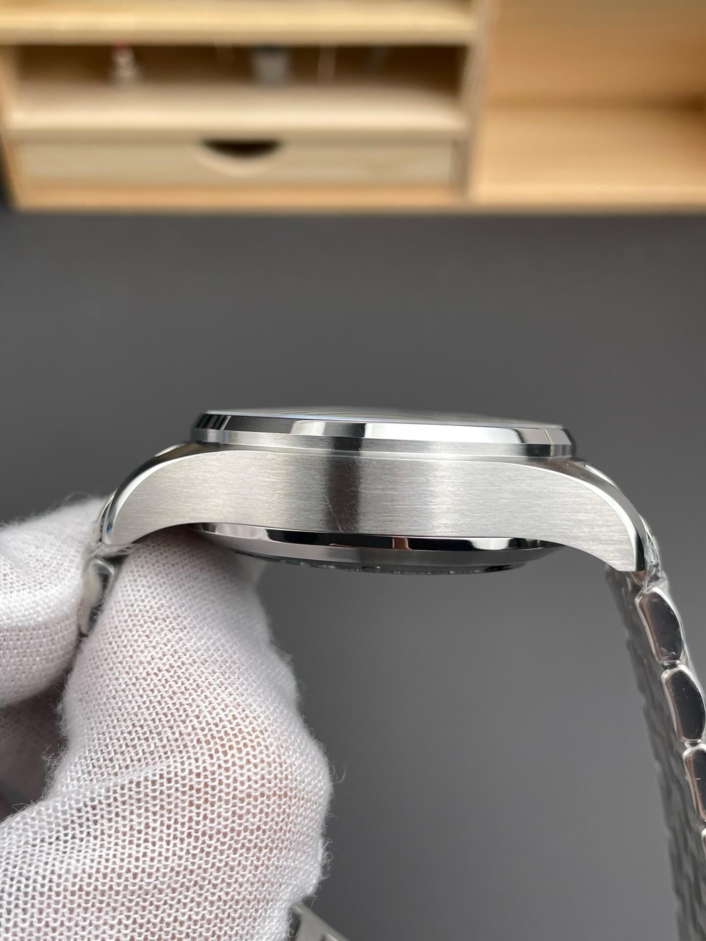 IWC Replica Pilot Chronograph Super Clone Watch IW377717