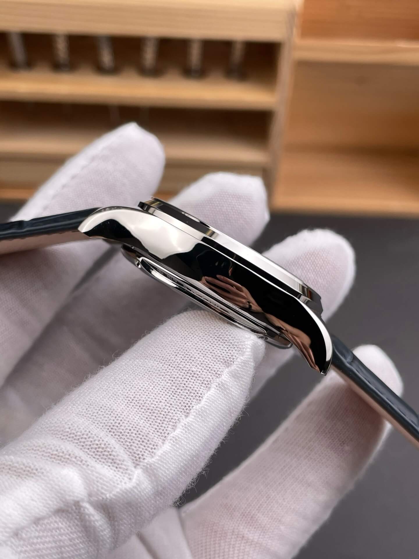 Jaeger-LeCoultre Replica Master Ultra Thin Tourbillon Enamel Super Clone Watch 13234E1