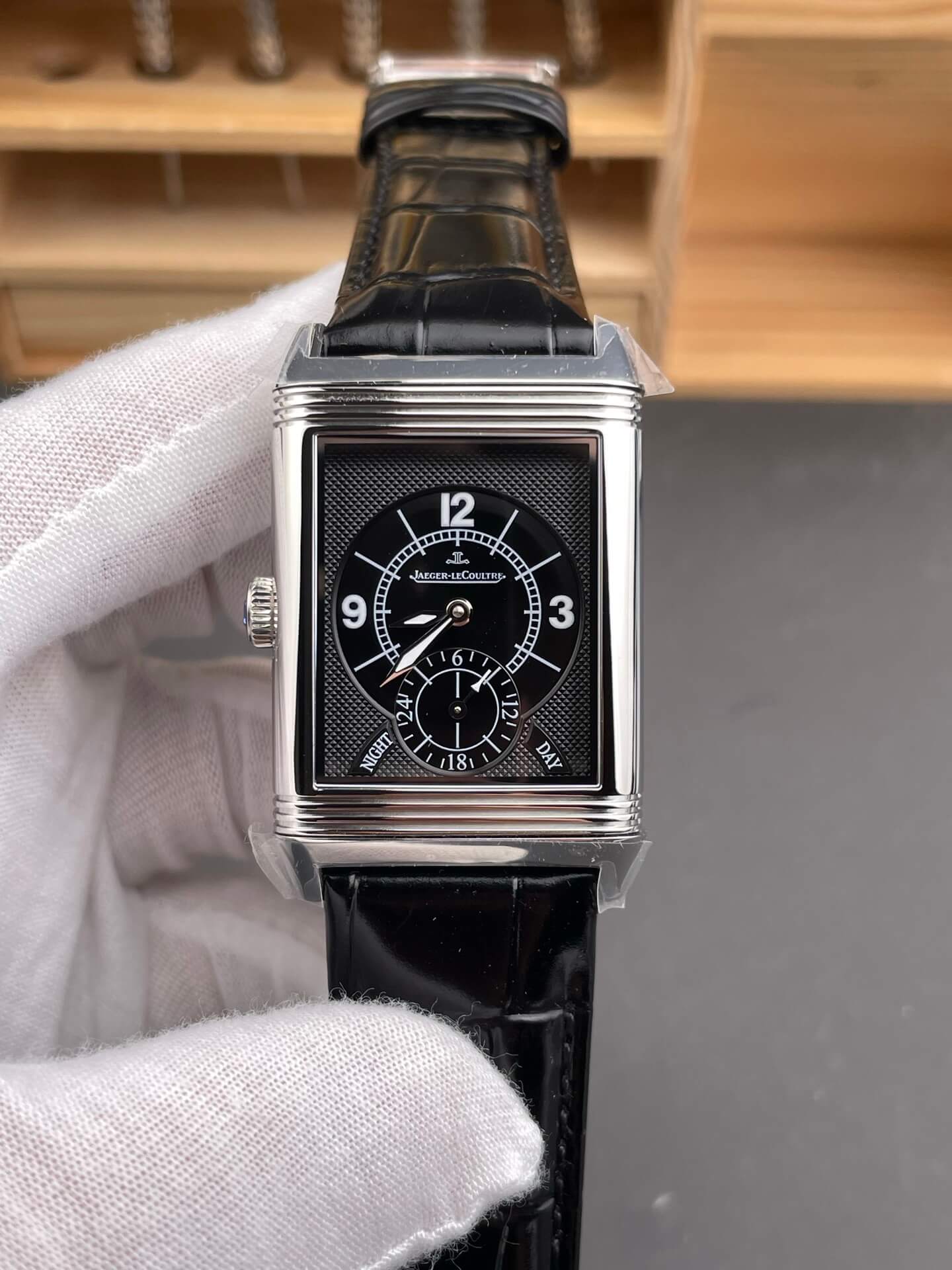 Jaeger-LeCoultre Replica Reverso Classic Duoface Small Seconds Super Clone Watch Q2718411