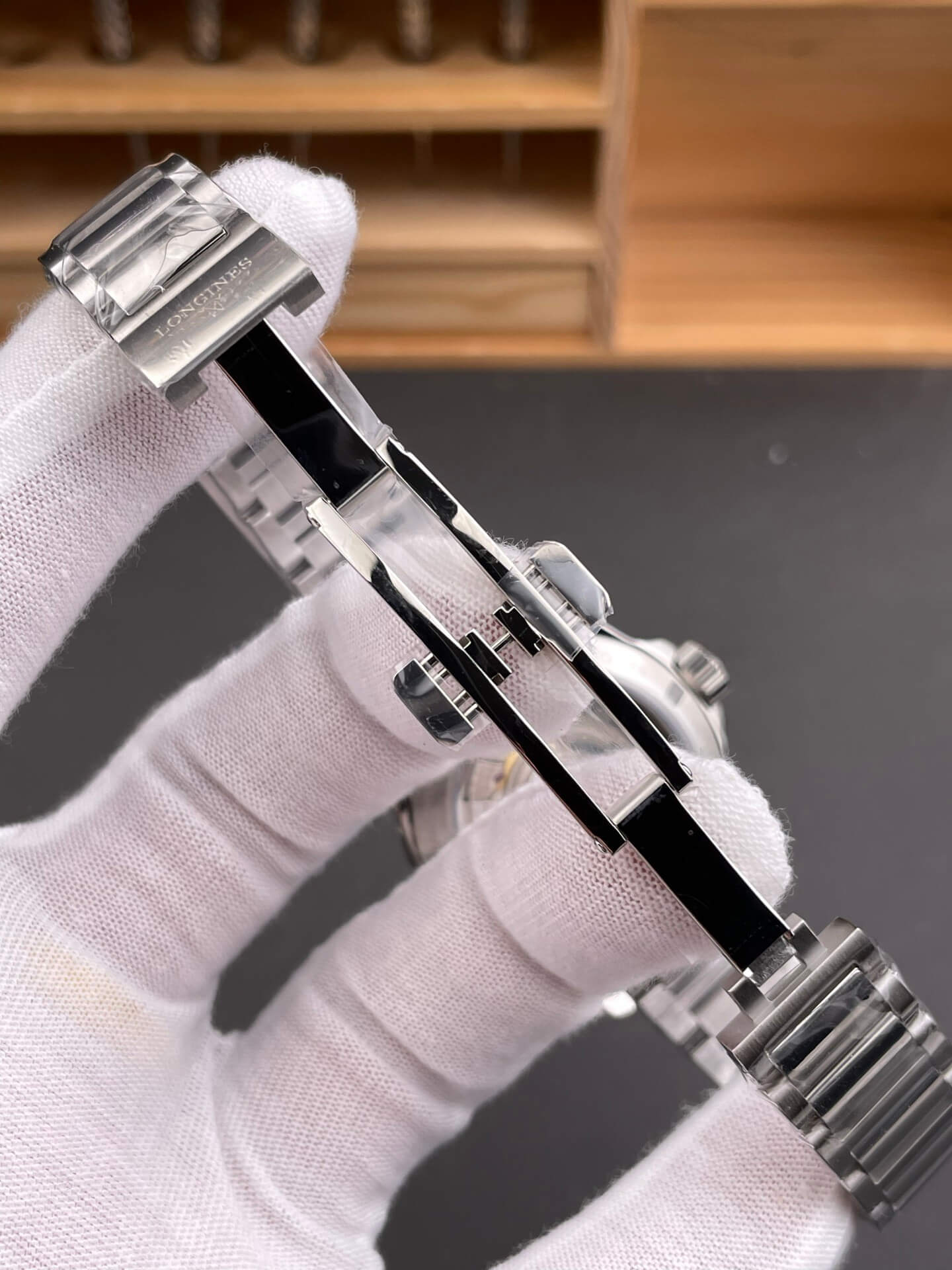 Longines Replica Conquest Super Clone Watch L3.430.4.02.6