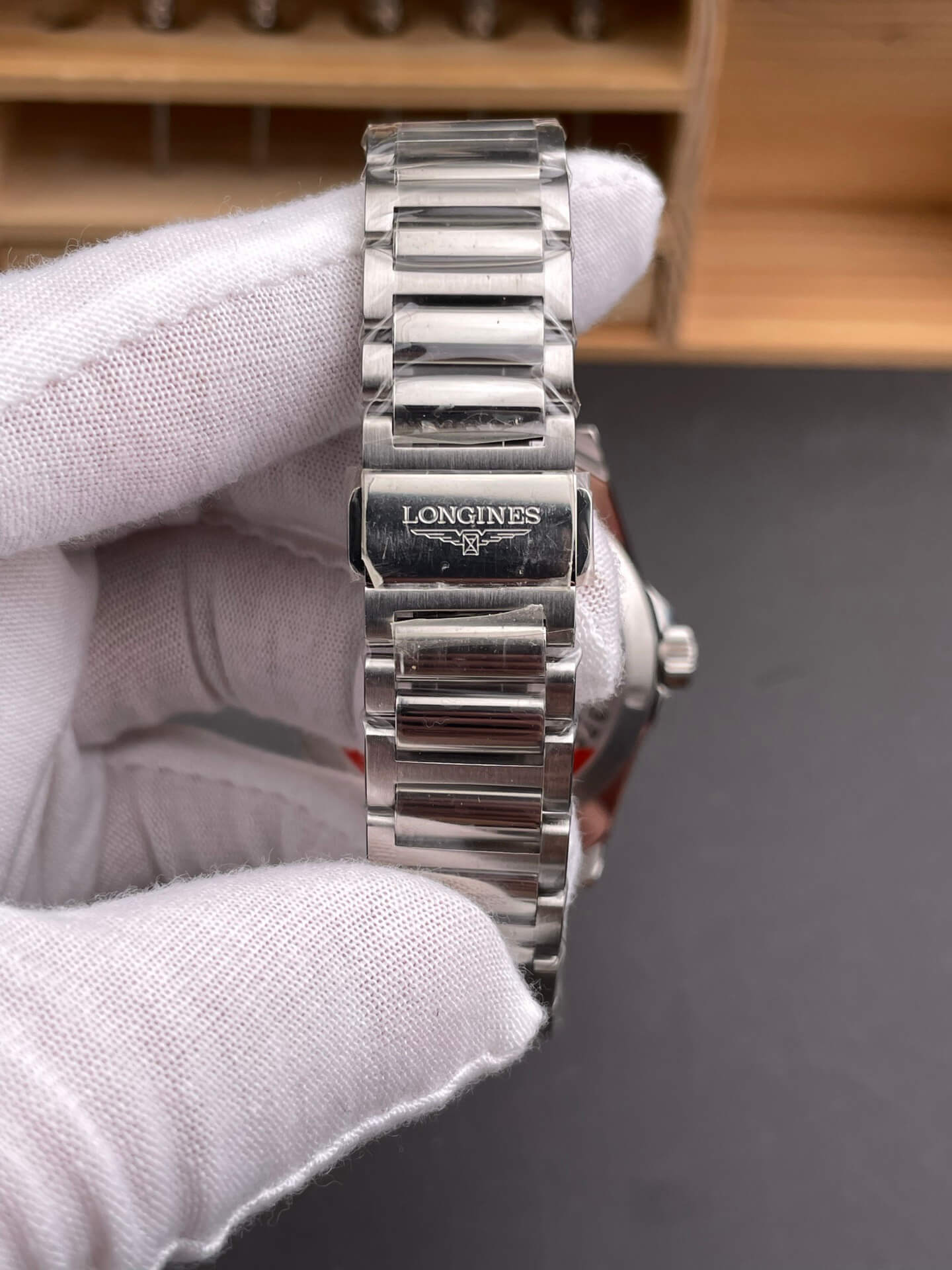Longines Replica Conquest Super Clone Watch L3.830.4.72.6
