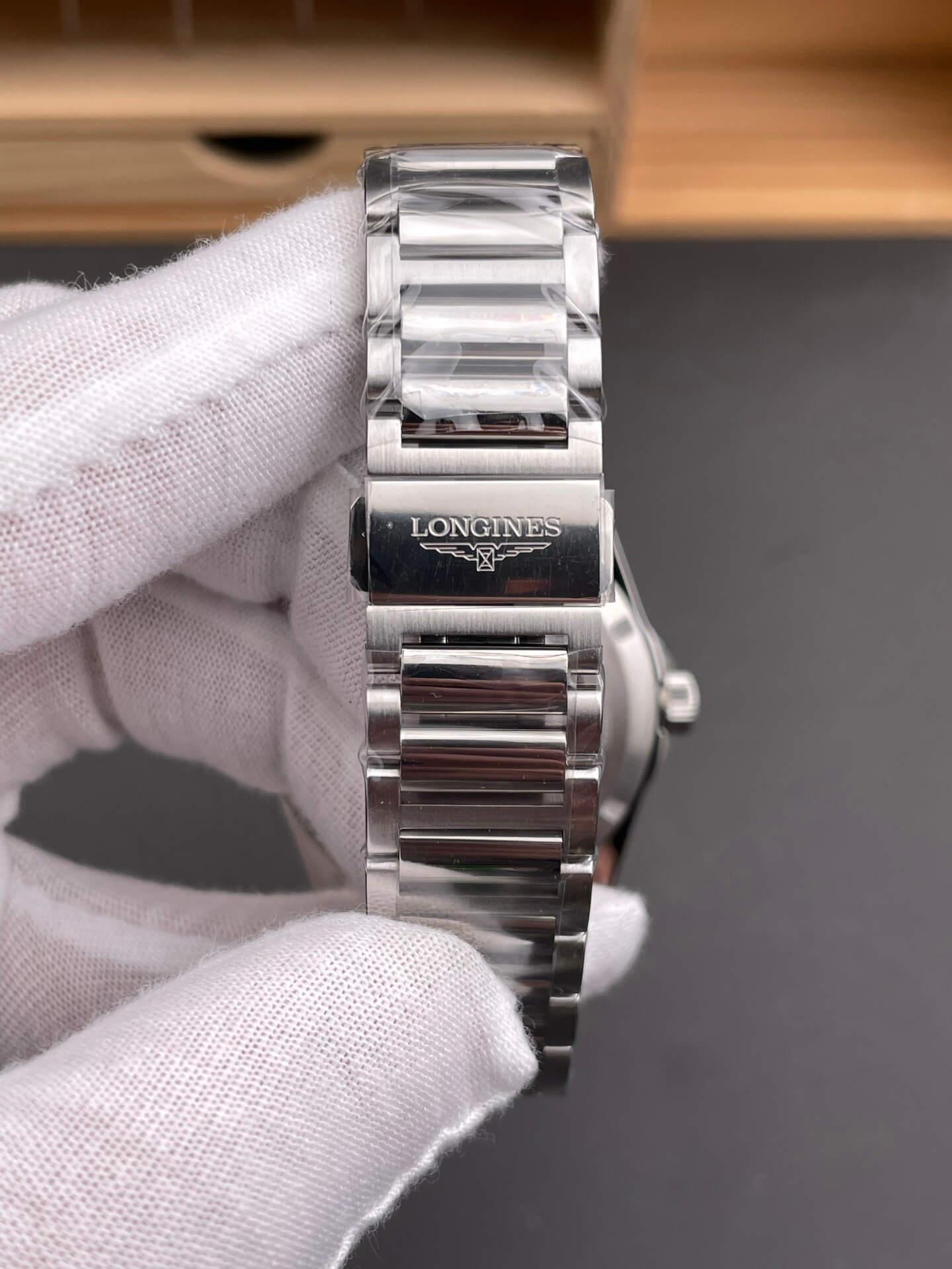 Longines Replica Conquest Super Clone Watch L3.830.4.07.6