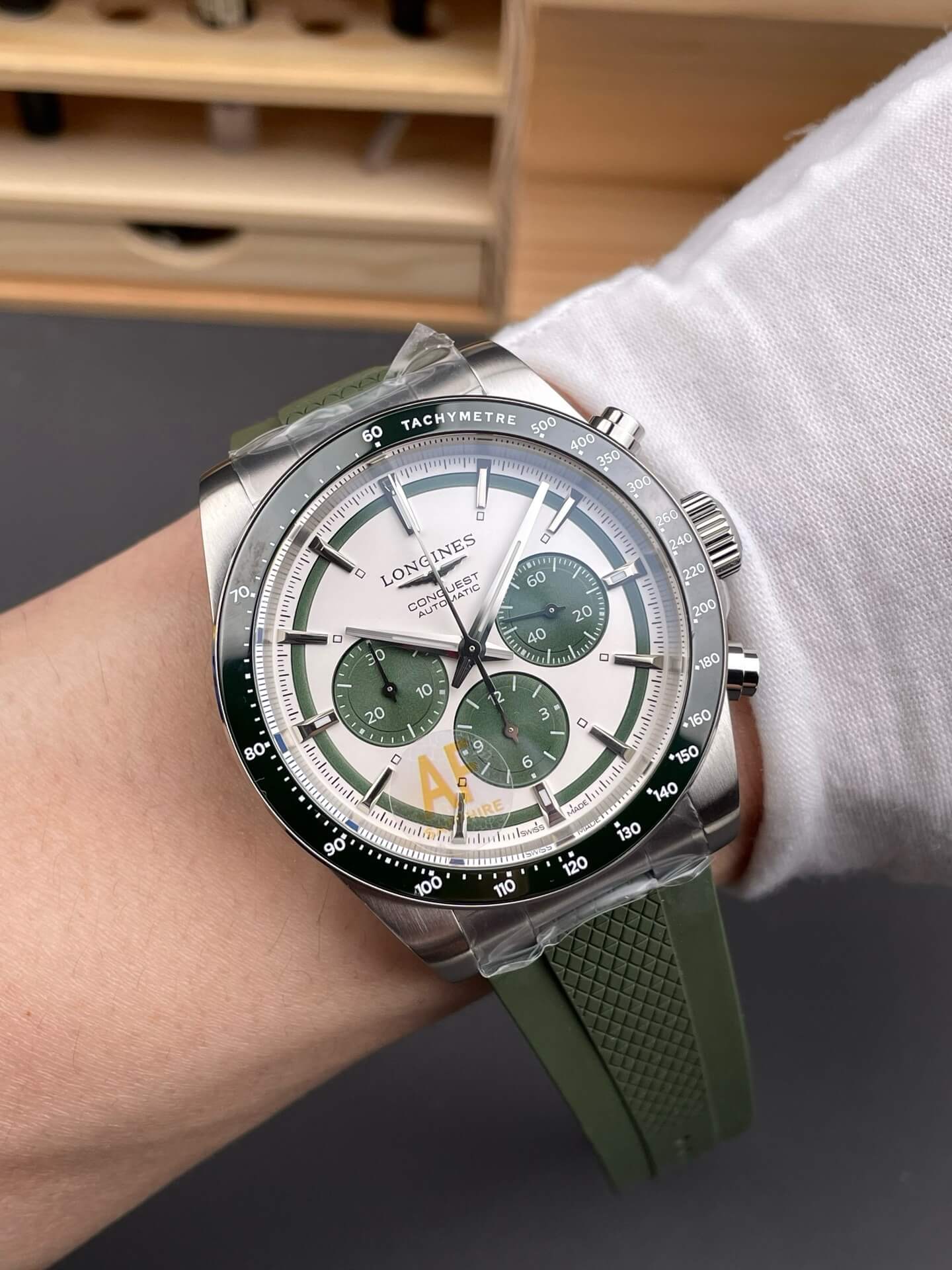 Longines Replica Conquest Chronograph Super Clone Watch L3.835.4.02.9