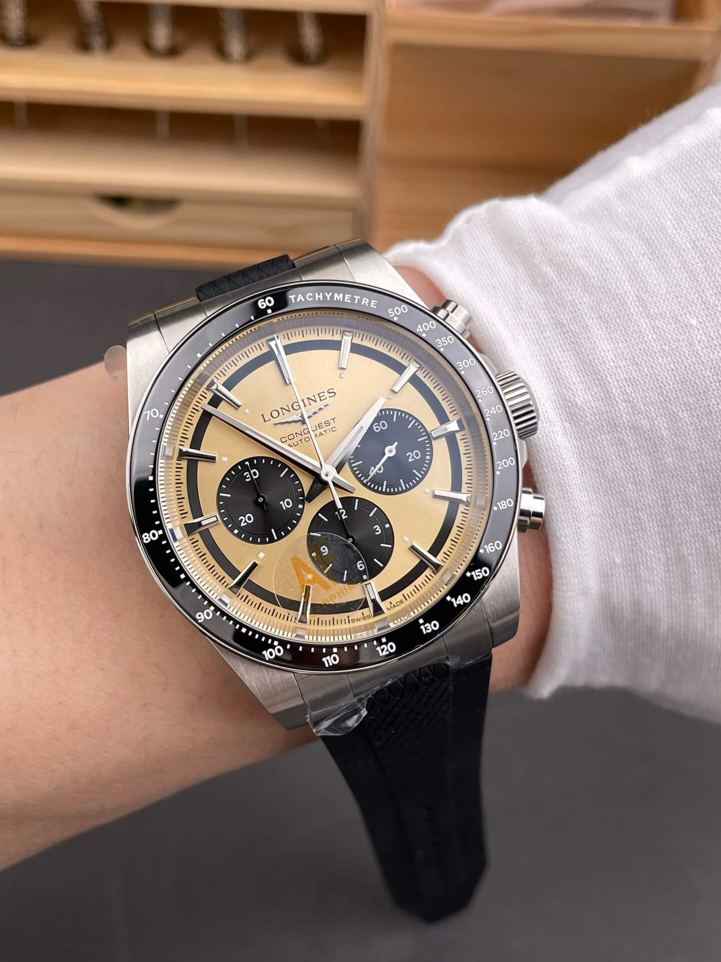 Longines Replica Conquest Chronograph Super Clone Watch L3.835.4.32.9