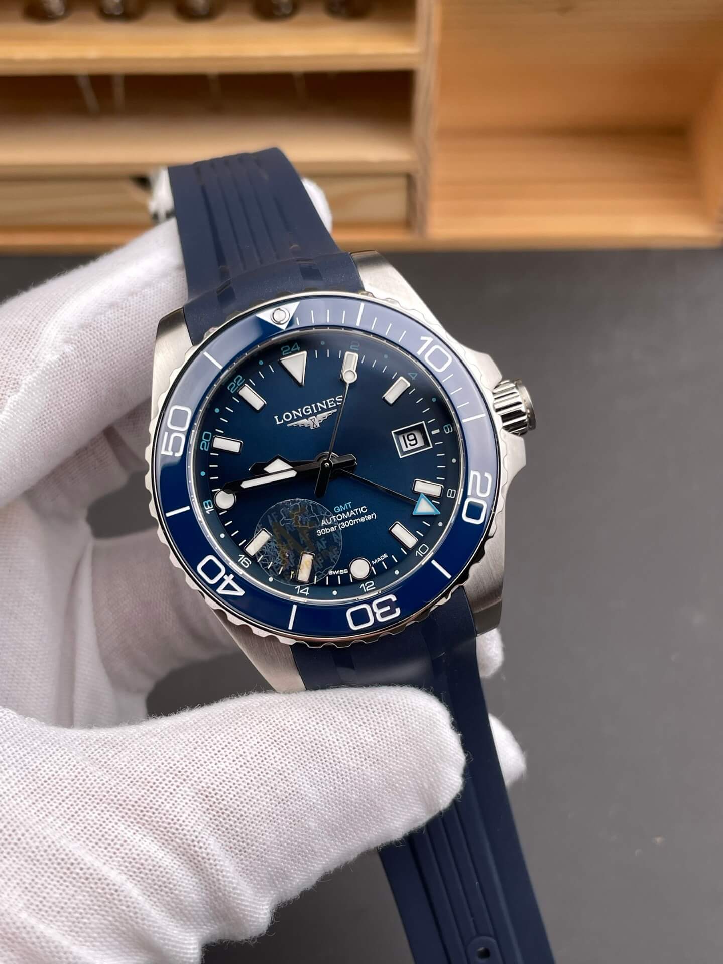 Longines Replica Hydroconquest GMT Super Clone Watch L3.790.4.96.9