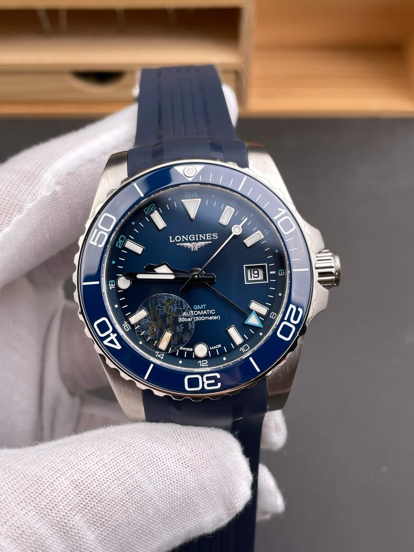 Longines Replica Hydroconquest GMT Super Clone Watch L3.790.4.96.9