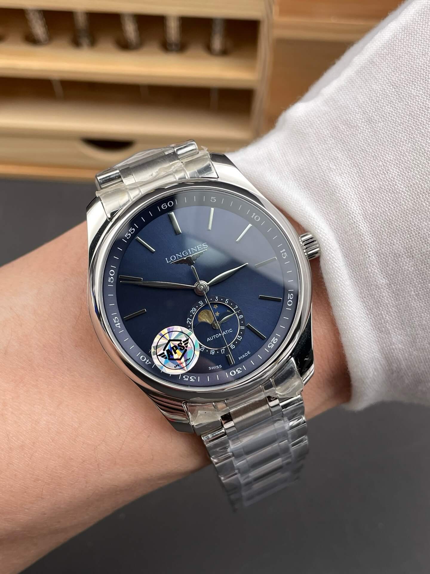 Longines Replica Master Collection Moonphase Super Clone Watch L2.909.4.92.6 Longines Replica Master Collection Moonphase Super Clone Watch L2.909.4.92.6