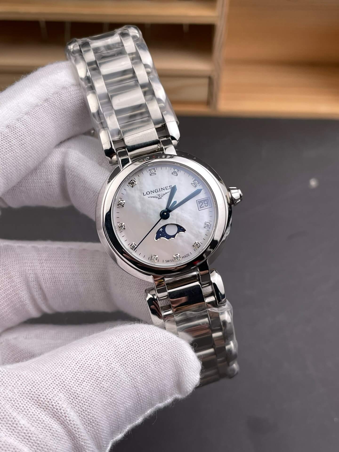 Longines Replica Primaluna Moonphase Super Clone Watch L8.115.4.87.6