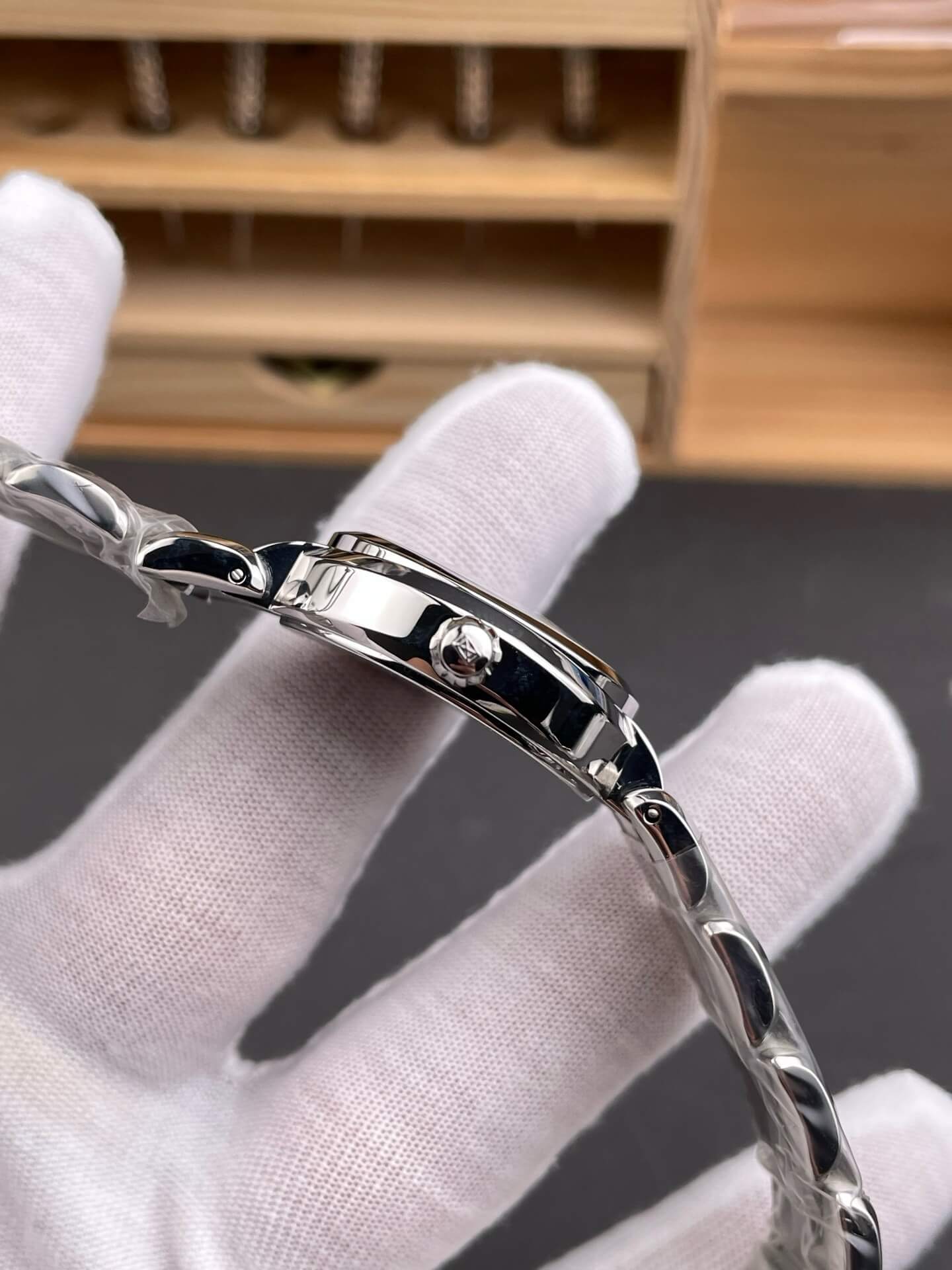 Longines Replica Primaluna Moonphase Super Clone Watch L3.835.4.32.9