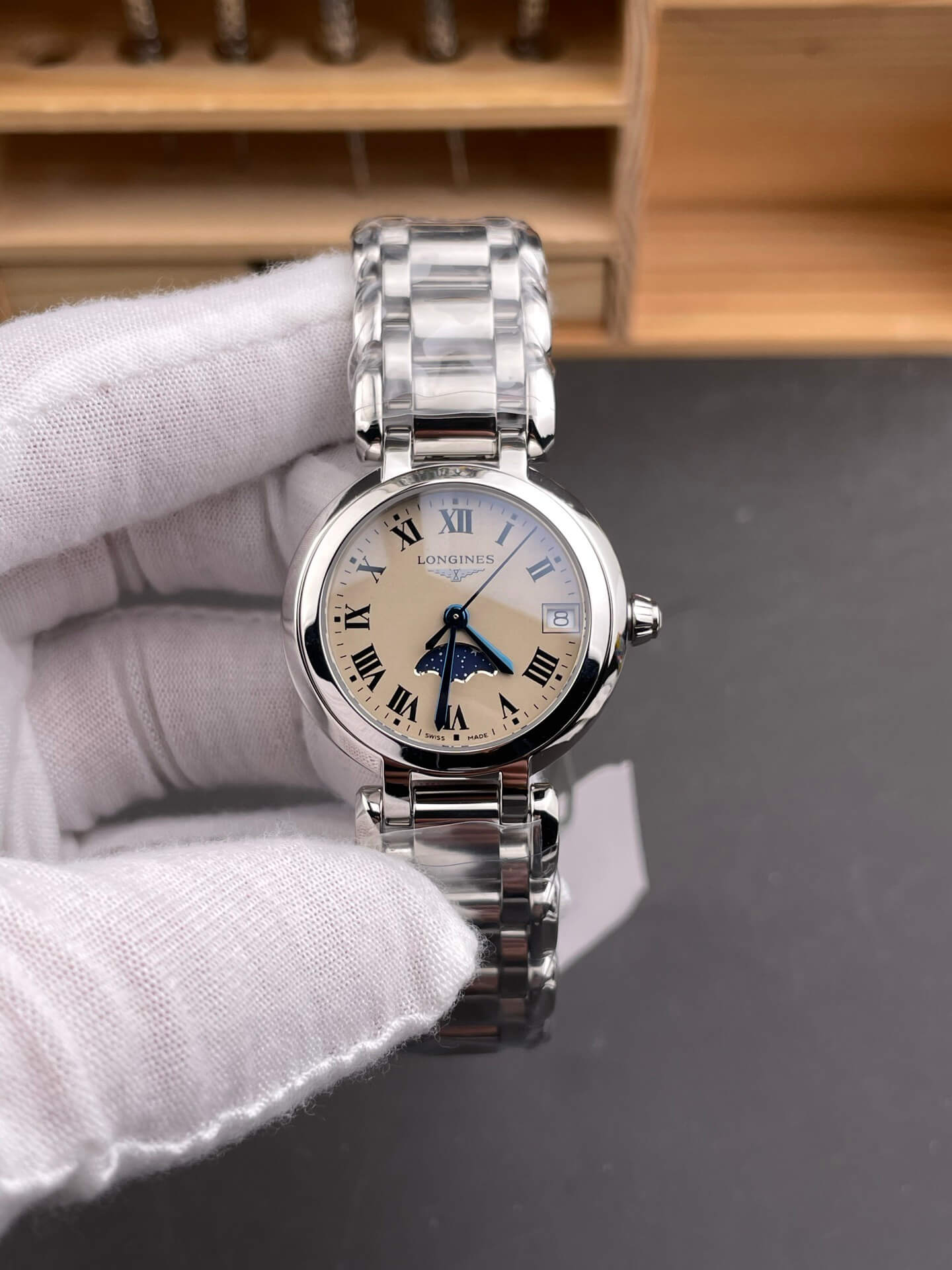 Longines Replica Primaluna Moonphase Super Clone Watch L8.115.4.71.6