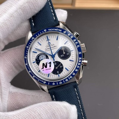 Omega Replica Speedmaster “Silver Snoopy Award” 50th Anniversary High Quality Watch 31032425002001