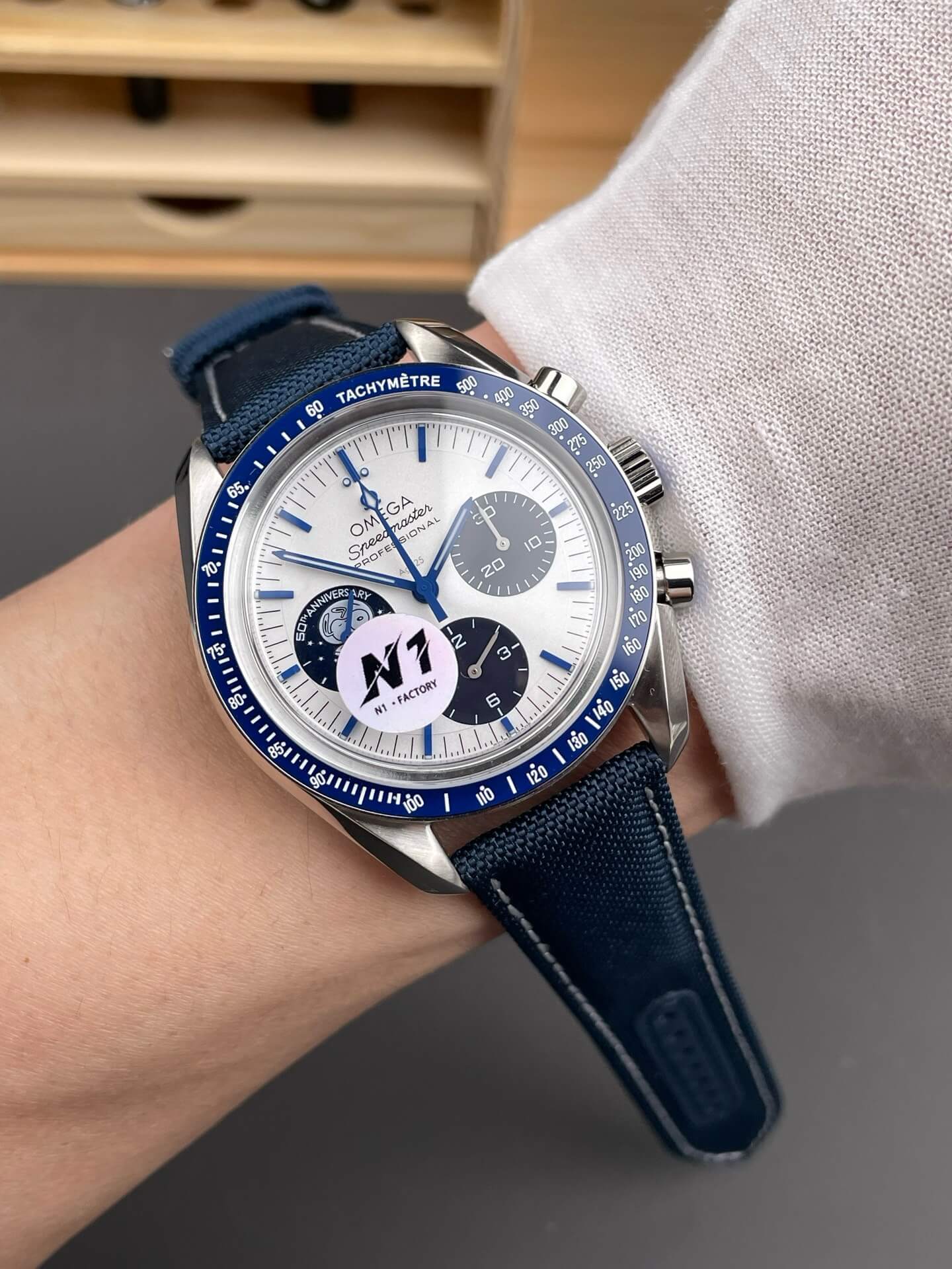 Omega Replica Speedmaster “Silver Snoopy Award” 50th Anniversary High Quality Watch 31032425002001