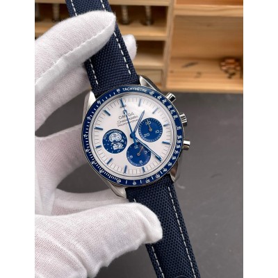 Omega Replica Speedmaster “Silver Snoopy Award” 50th Anniversary Super Clone Watch 31032425002001