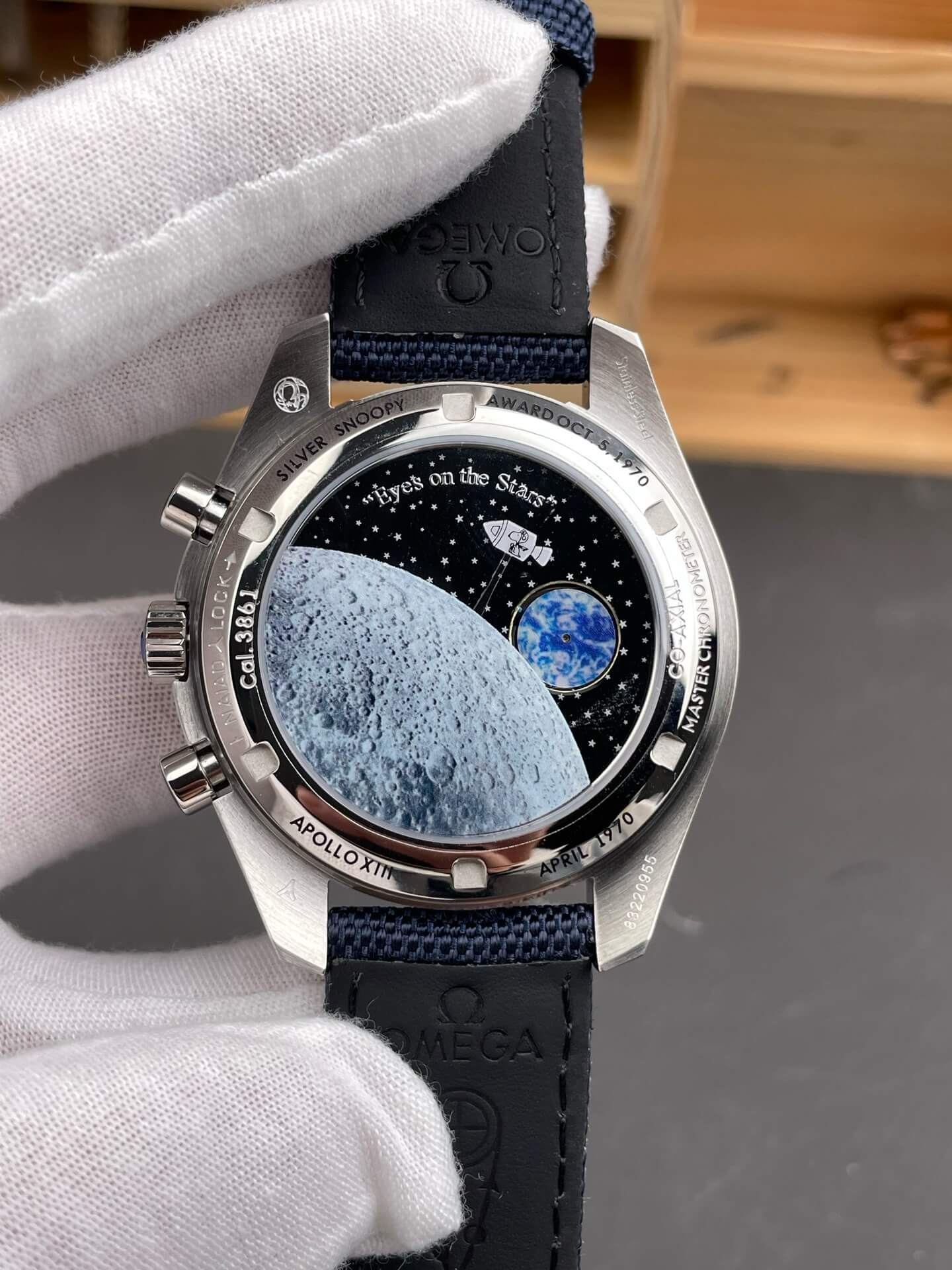 Omega Replica Speedmaster “Silver Snoopy Award” 50th Anniversary Super Clone Watch 31032425002001