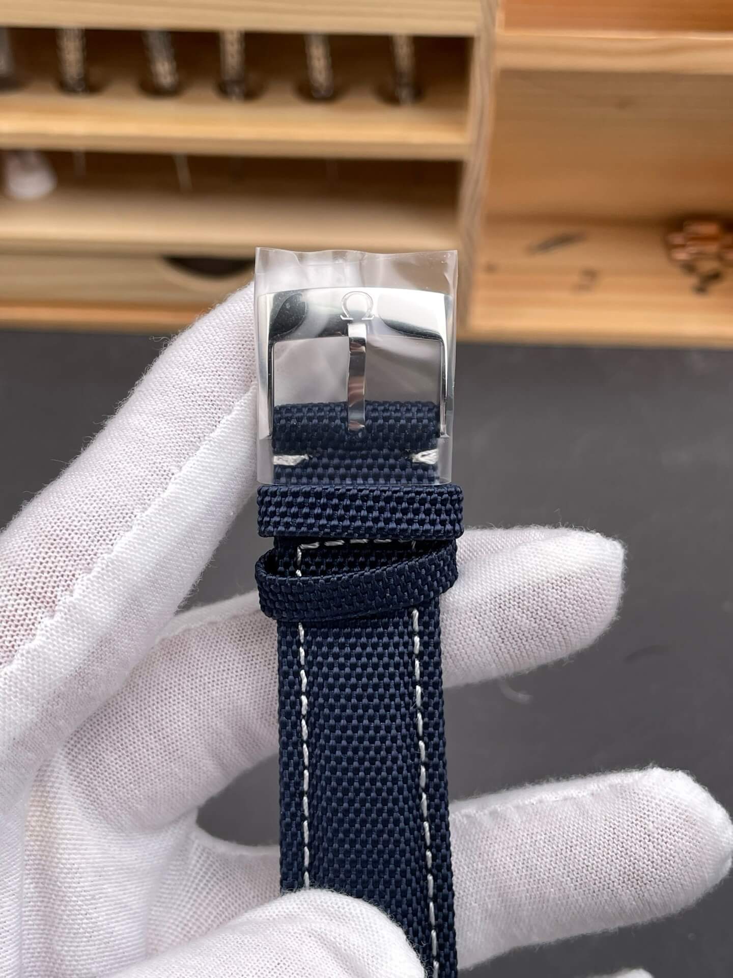 Omega Replica Speedmaster “Silver Snoopy Award” 50th Anniversary Super Clone Watch 31032425002001