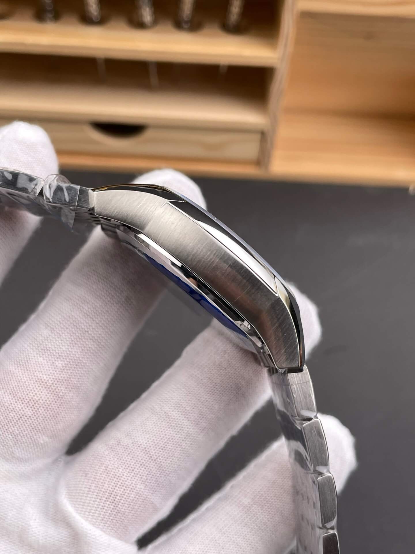 Omega Replica De Ville Super Clone Watch 43110412102001