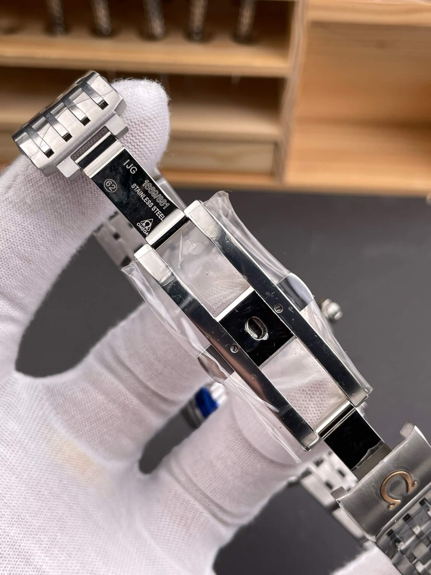 Omega Replica De Ville Super Clone Watch 43110412102001