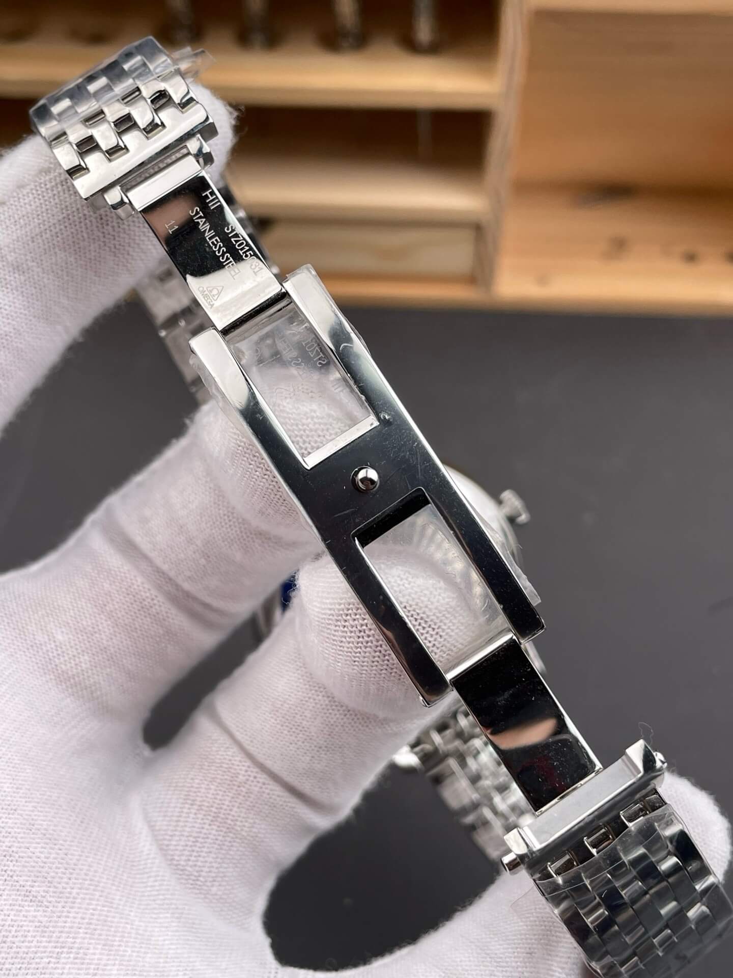 Omega Replica De Ville Prestige Super Clone Watch 43410402003001