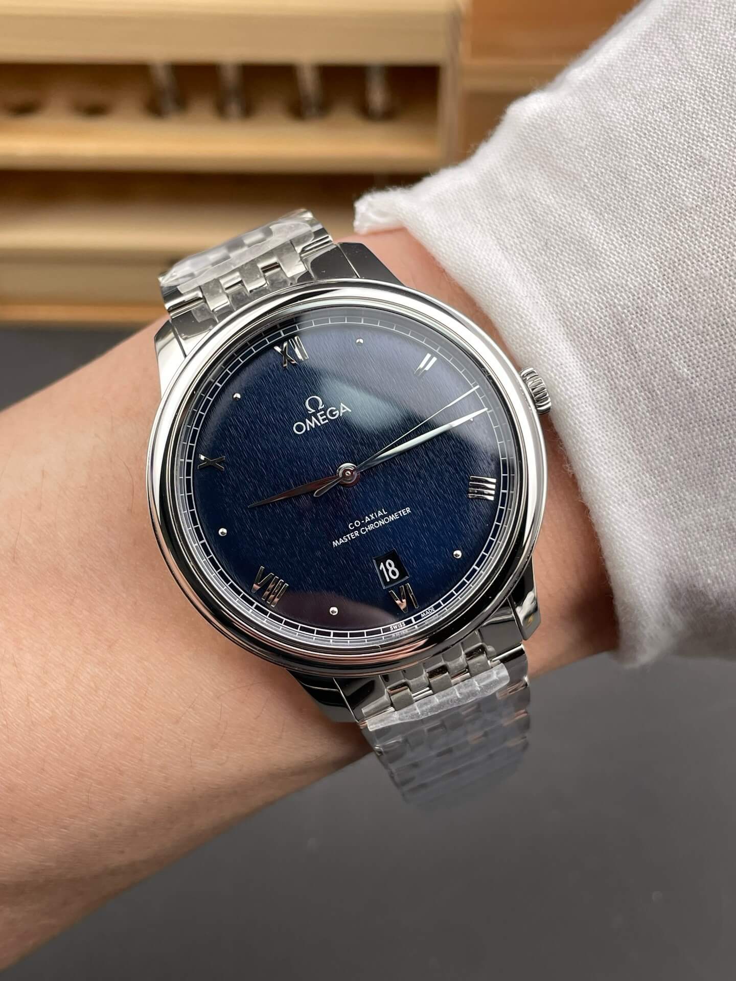 Omega Replica De Ville Prestige Super Clone Watch 43410402003001