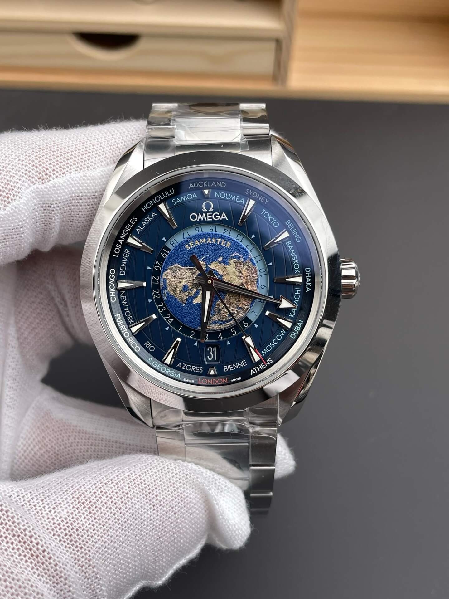 Omega Replica Seamaster Aqua Terra 150M Super Clone Watch 22010432203001 Omega Replica Seamaster Aqua Terra 150M Super Clone Watch 22010432203001