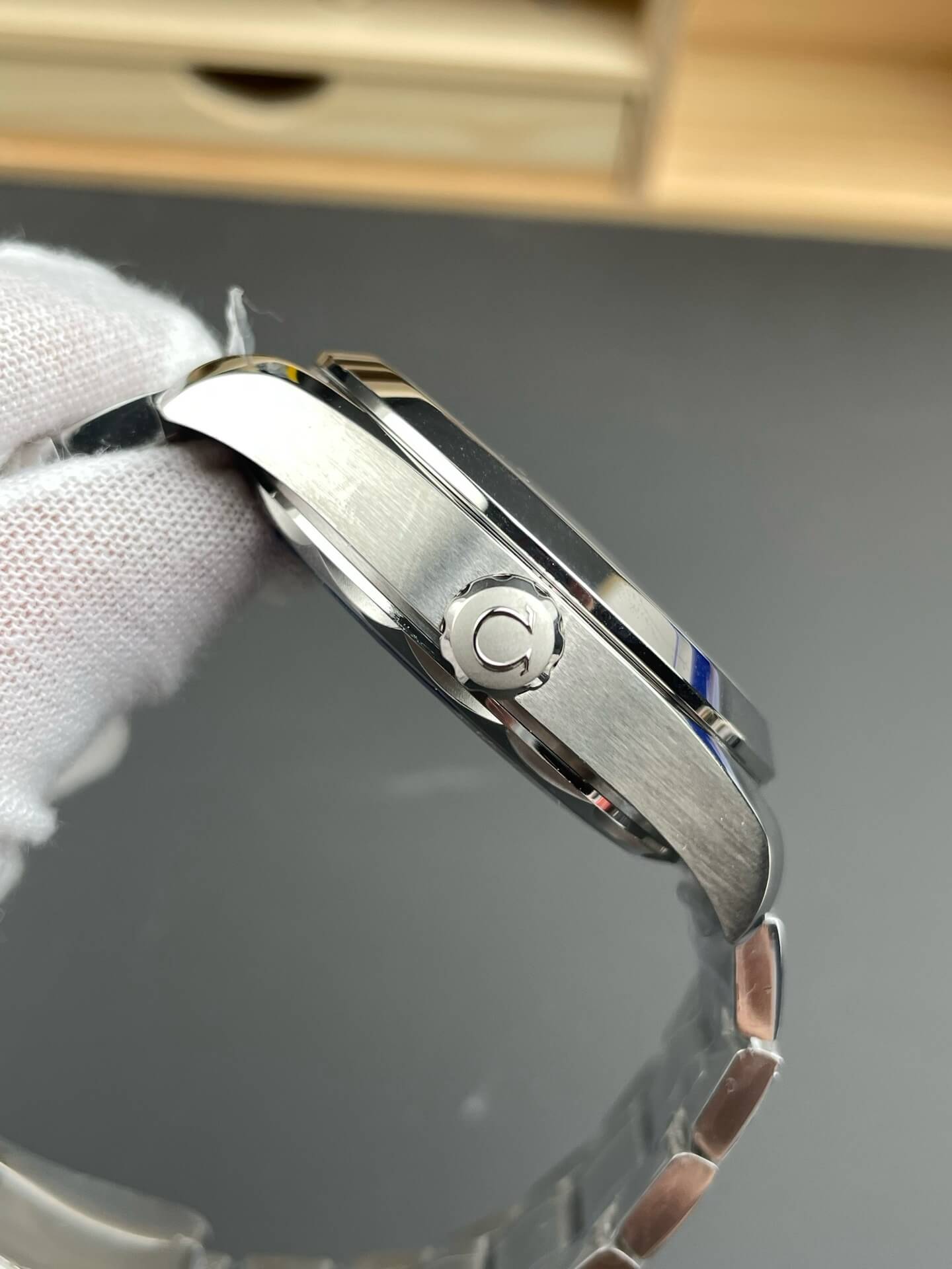 Omega Replica Seamaster Aqua Terra 150M Super Clone Watch 22010432203001 Omega Replica Seamaster Aqua Terra 150M Super Clone Watch 22010432203001