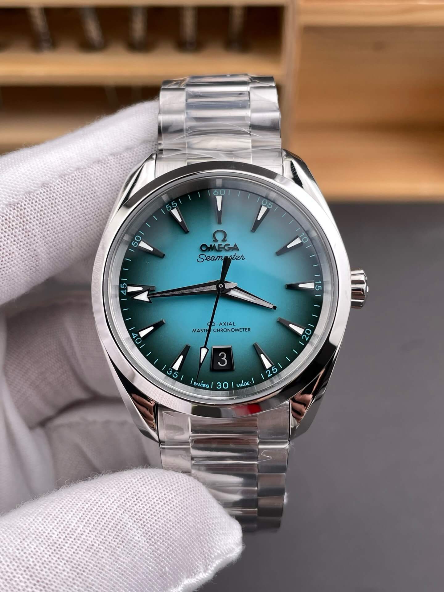 Omega Replica Seamaster Aqua Terra 150M Super Clone Watch 22010382003005