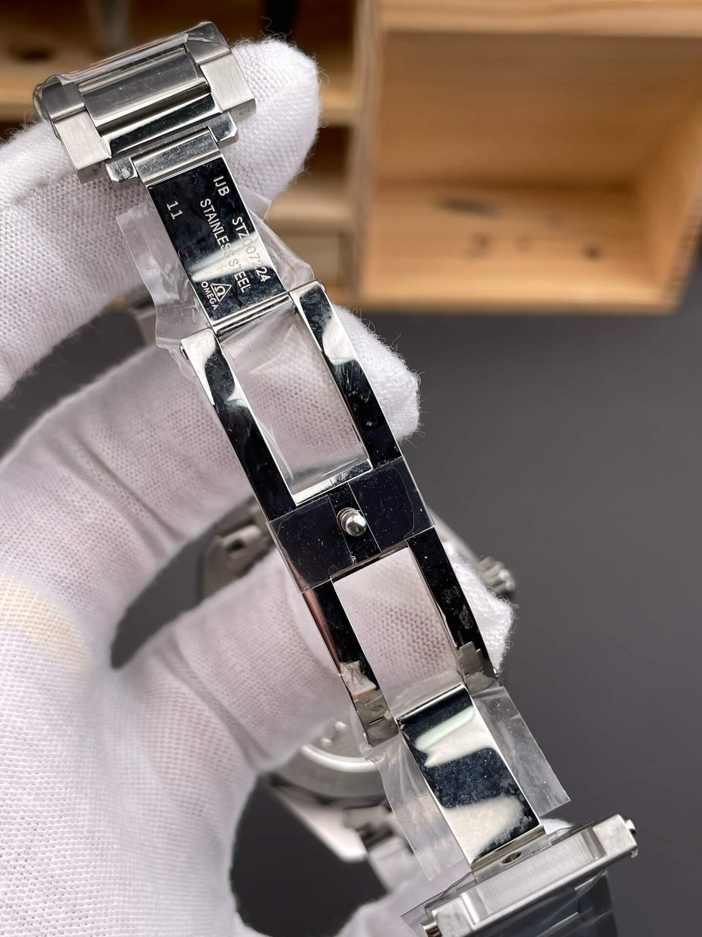 Omega Replica Seamaster Aqua Terra 150M Super Clone Watch 22010432203002 Omega Replica Seamaster Aqua Terra 150M Super Clone Watch 22010432203002