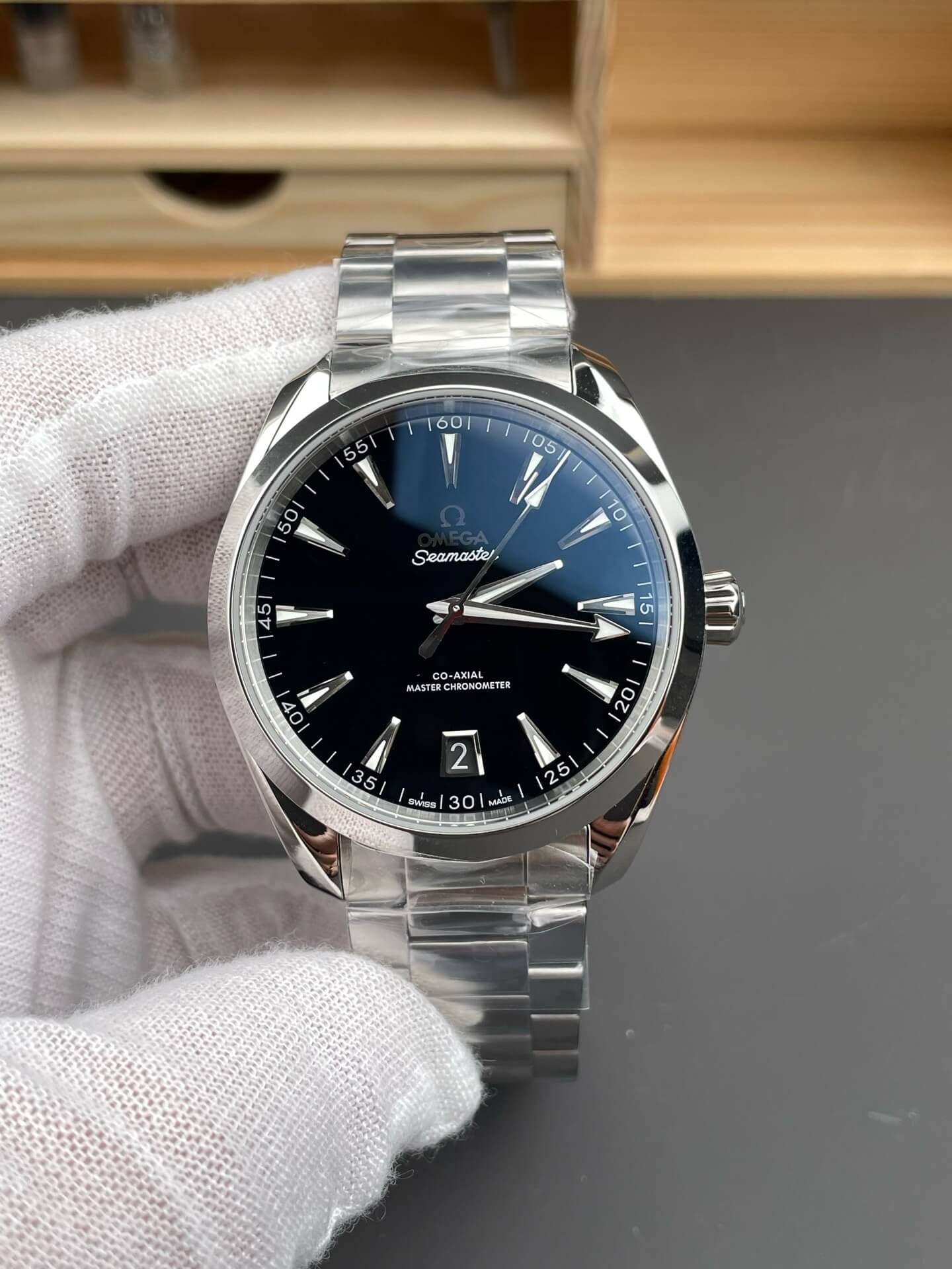 Omega Replica Seamaster Aqua Terra 150M Super Clone Watch 22010412101002 Omega Replica Seamaster Aqua Terra 150M Super Clone Watch 22010412101002