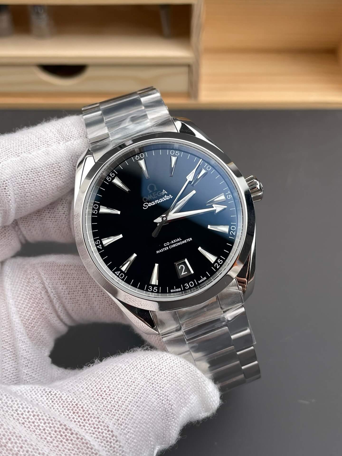 Omega Replica Seamaster Aqua Terra 150M Super Clone Watch 22010412101002 Omega Replica Seamaster Aqua Terra 150M Super Clone Watch 22010412101002