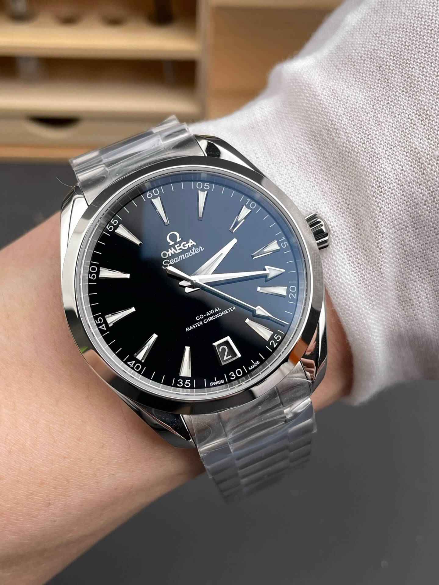 Omega Replica Seamaster Aqua Terra 150M Super Clone Watch 22010412101002 Omega Replica Seamaster Aqua Terra 150M Super Clone Watch 22010412101002