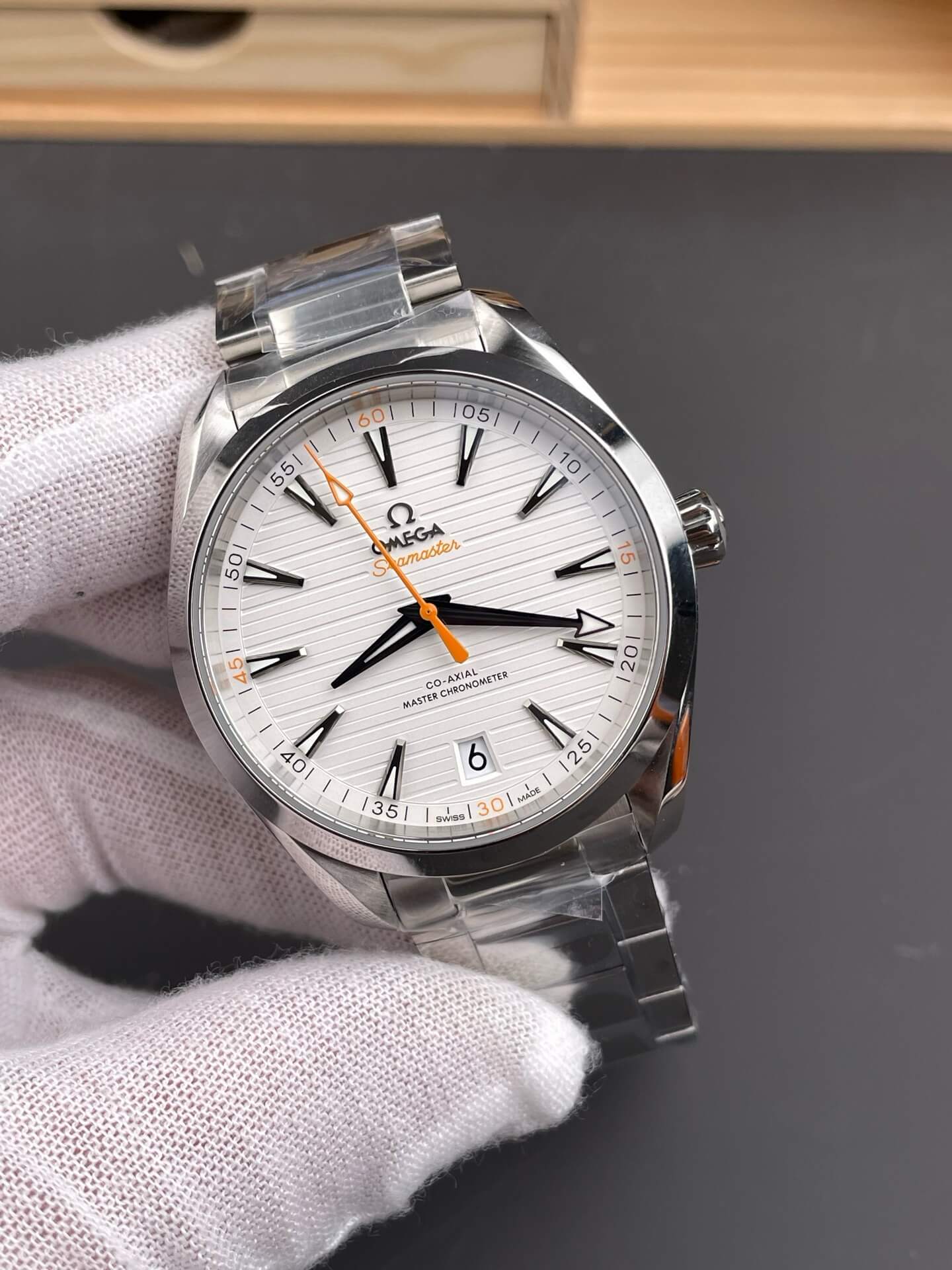 Omega Replica Seamaster Aqua Terra 150M Super Clone Watch 22010412102001 Omega Replica Seamaster Aqua Terra 150M Super Clone Watch 22010412102001