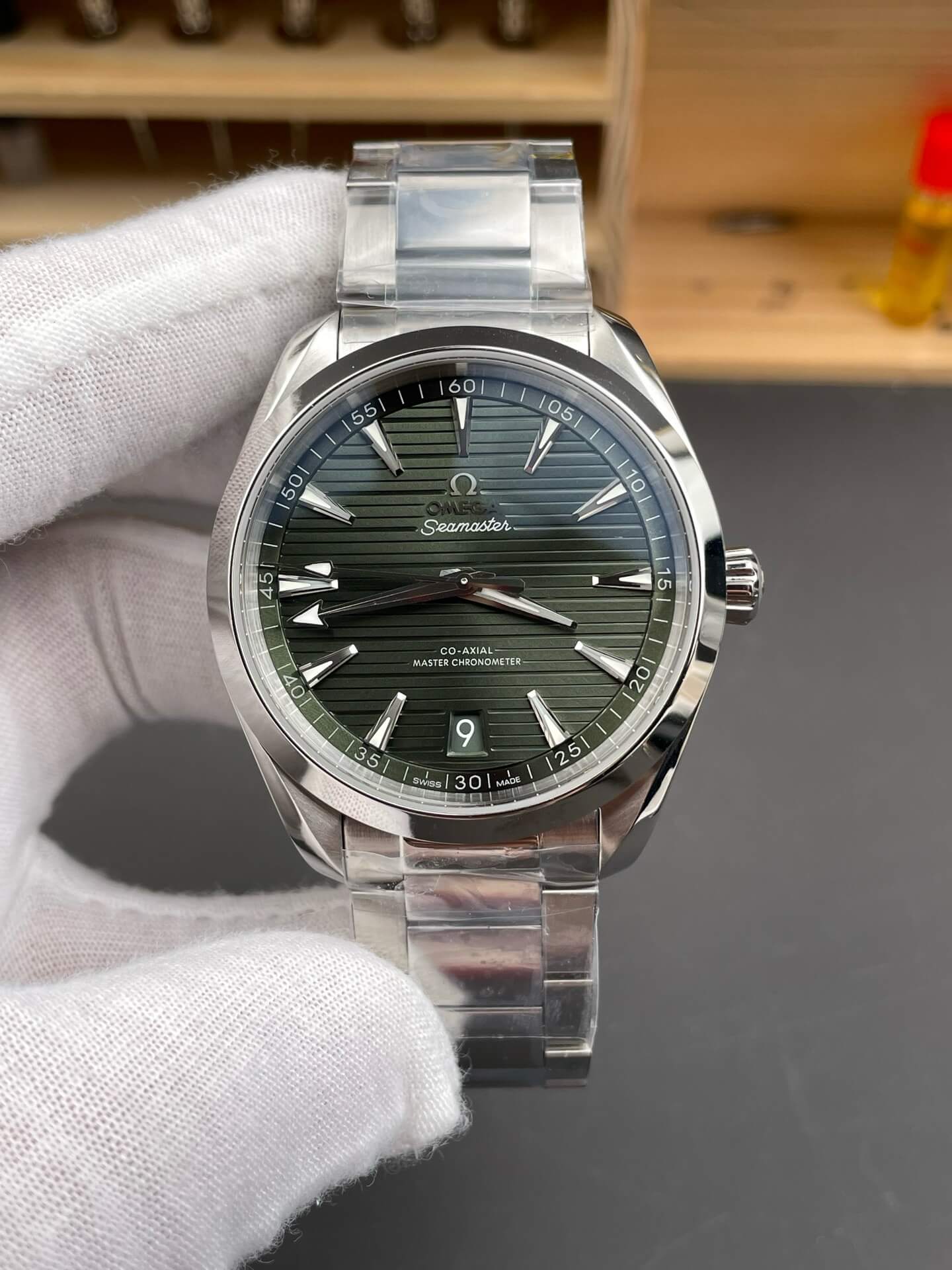 Omega Replica Seamaster Aqua Terra 150M Super Clone Watch 22010412110001 Omega Replica Seamaster Aqua Terra 150M Super Clone Watch 22010412110001
