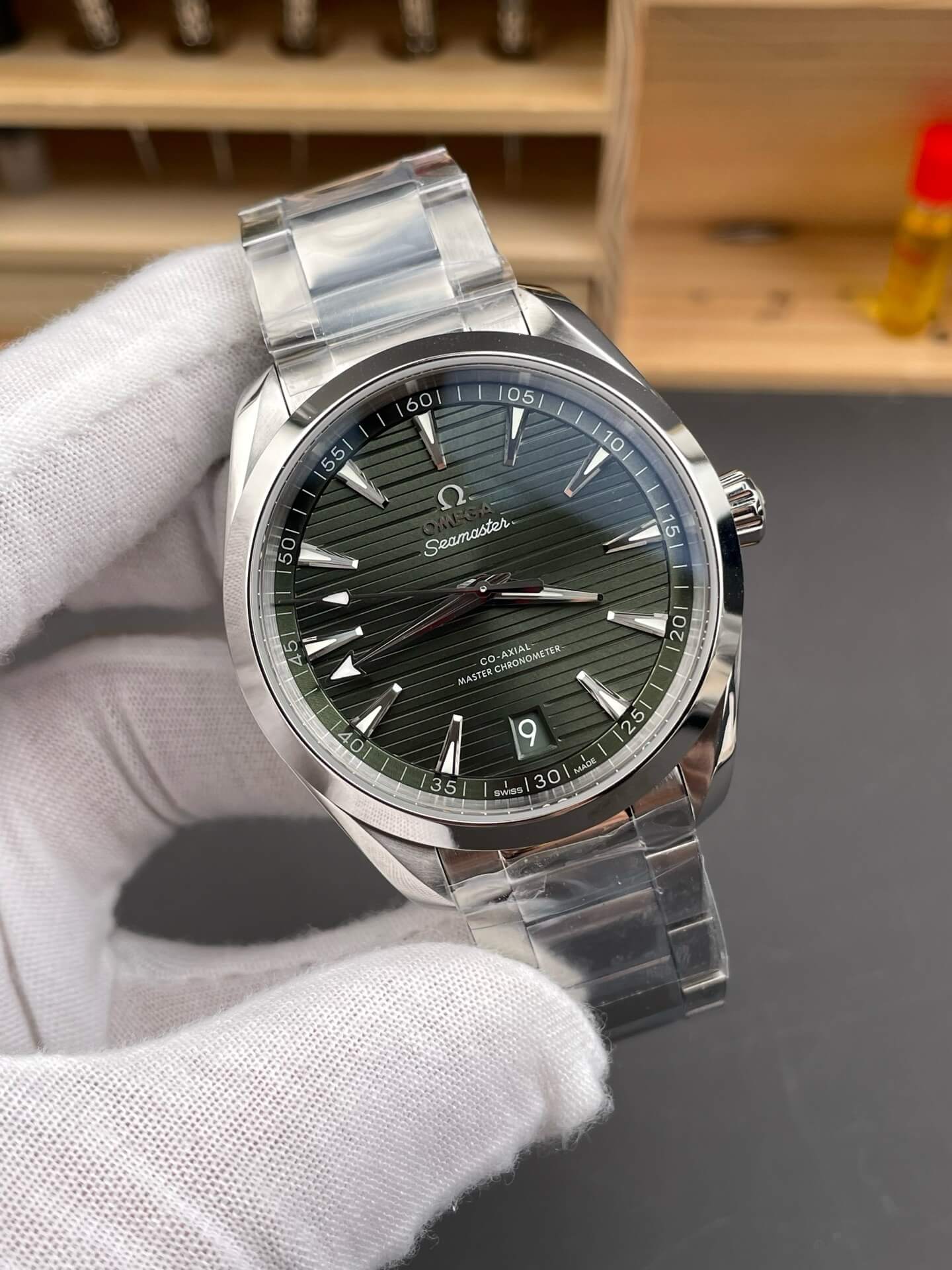 Omega Replica Seamaster Aqua Terra 150M Super Clone Watch 22010412110001 Omega Replica Seamaster Aqua Terra 150M Super Clone Watch 22010412110001