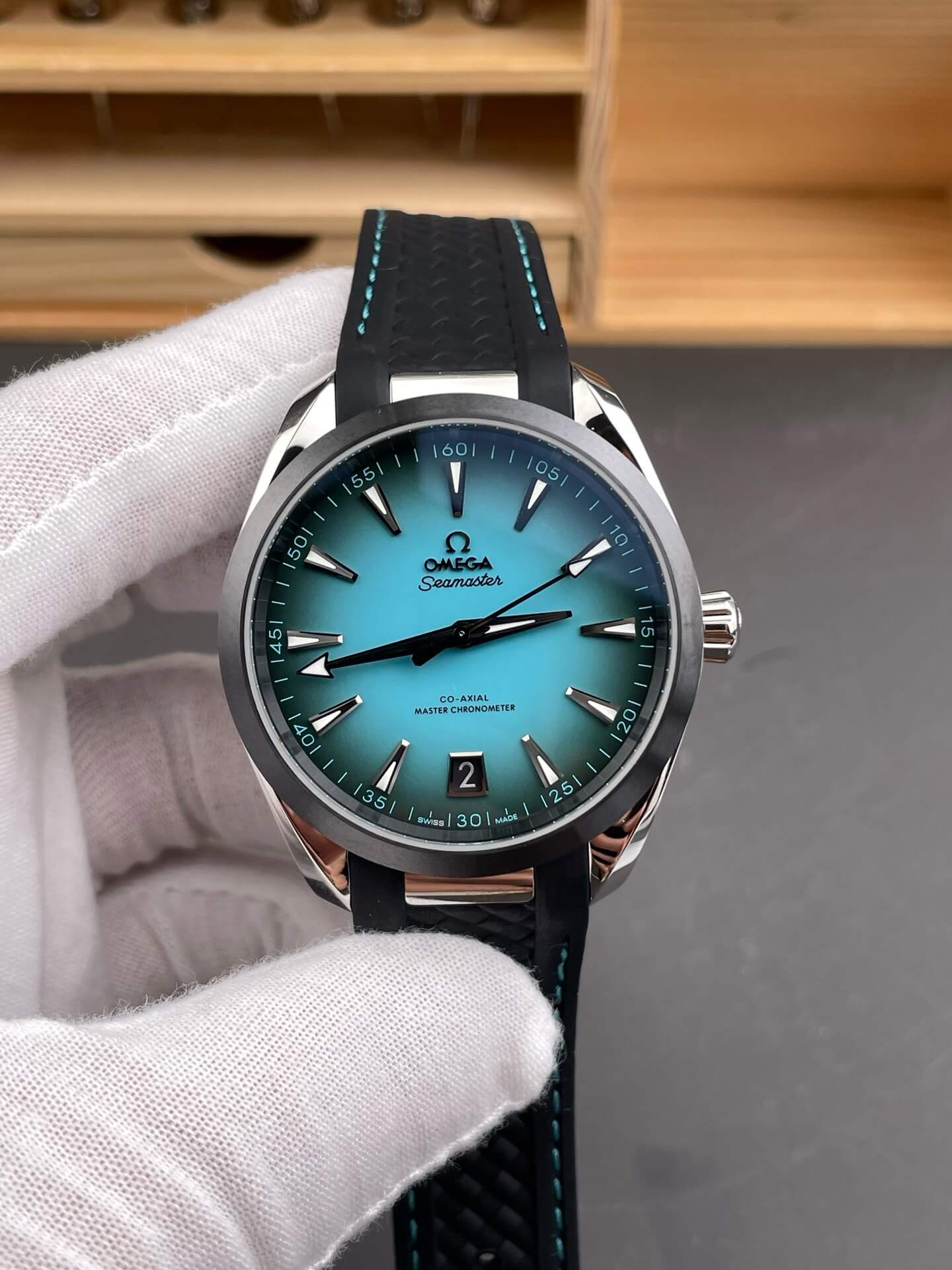 Omega Replica Seamaster Aqua Terra 150M Super Clone Watch 22032412103001