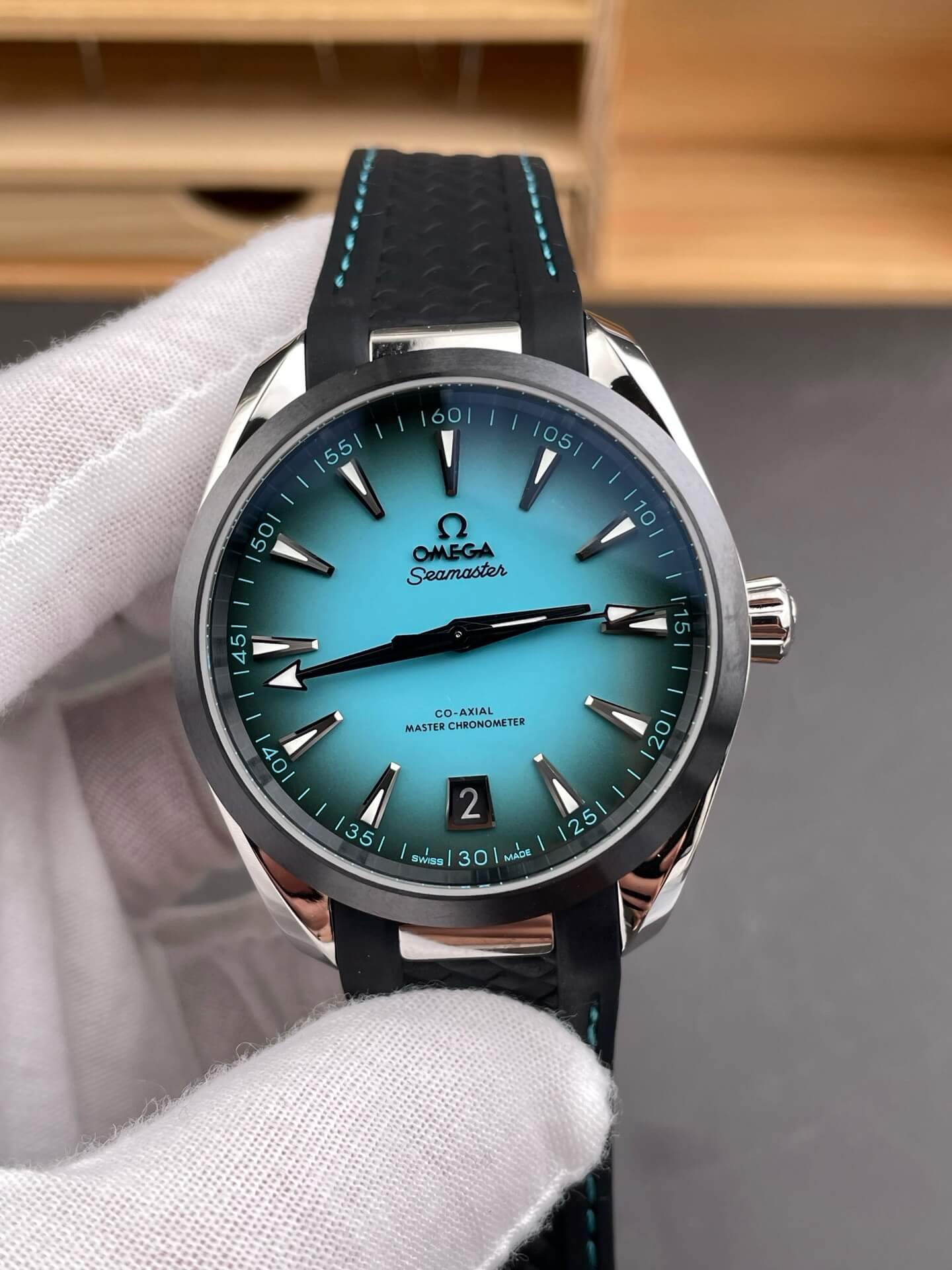 Omega Replica Seamaster Aqua Terra 150M Super Clone Watch 22032412103001