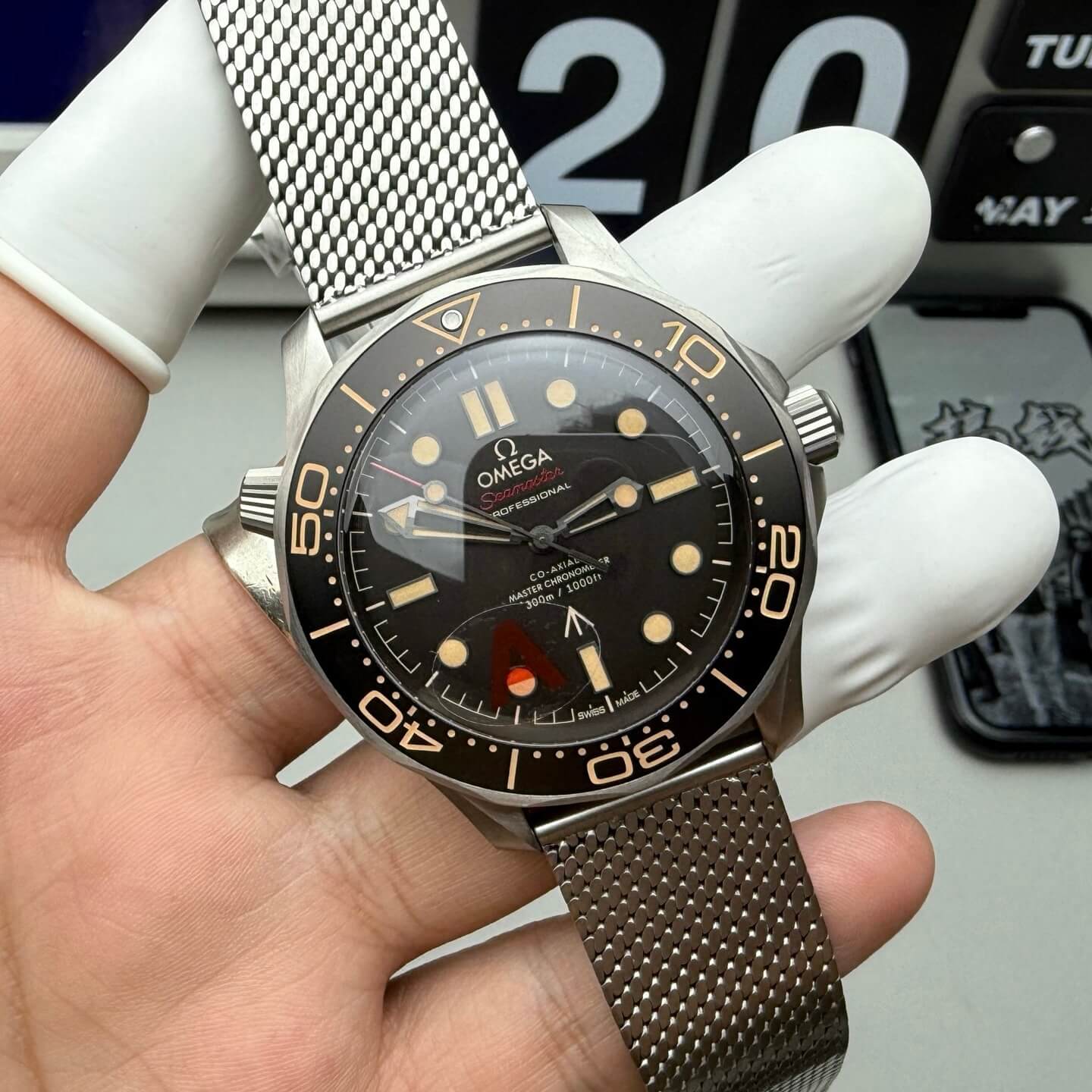 Omega Replica Seamaster Diver 300M 007 Edition Super Clone Watch 21090422001001
