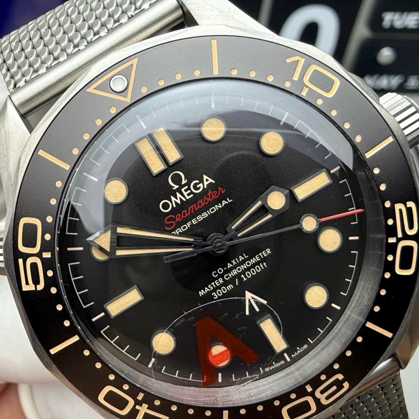 Omega Replica Seamaster Diver 300M 007 Edition Super Clone Watch 21090422001001