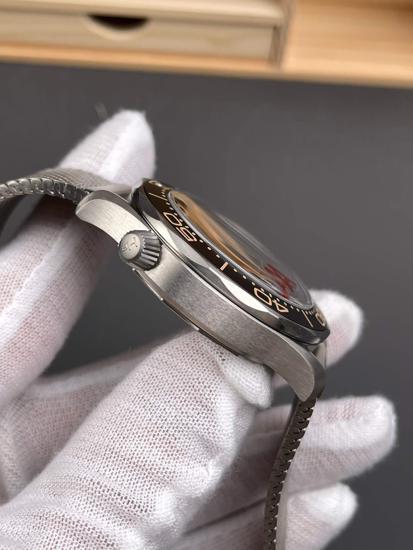 Omega Replica Seamaster Diver 300M 007 Edition Super Clone Watch 21090422001001 Omega Replica Seamaster Diver 300M 007 Edition Super Clone Watch 21090422001001