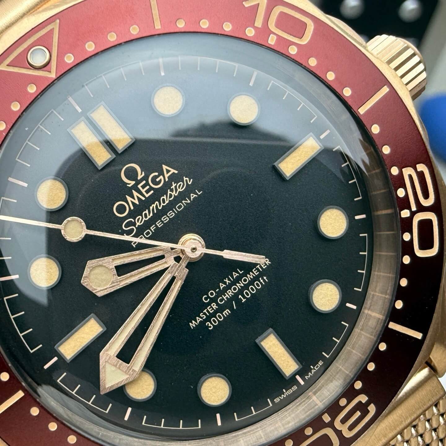Omega Replica Seamaster Diver 300M 007 Edition Super Clone Watch 21090422001003